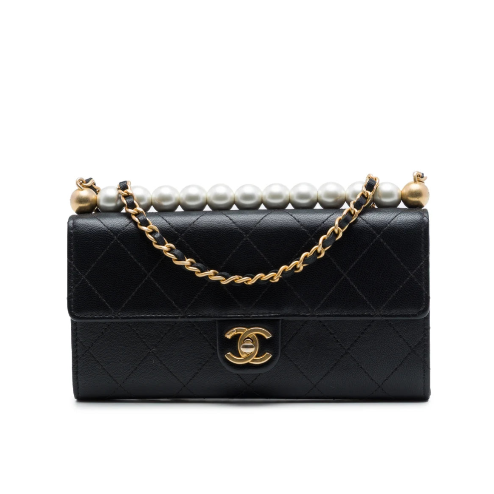 Chanel Quilted Goatskin Chic Pearls Clutch with Chain Bag
