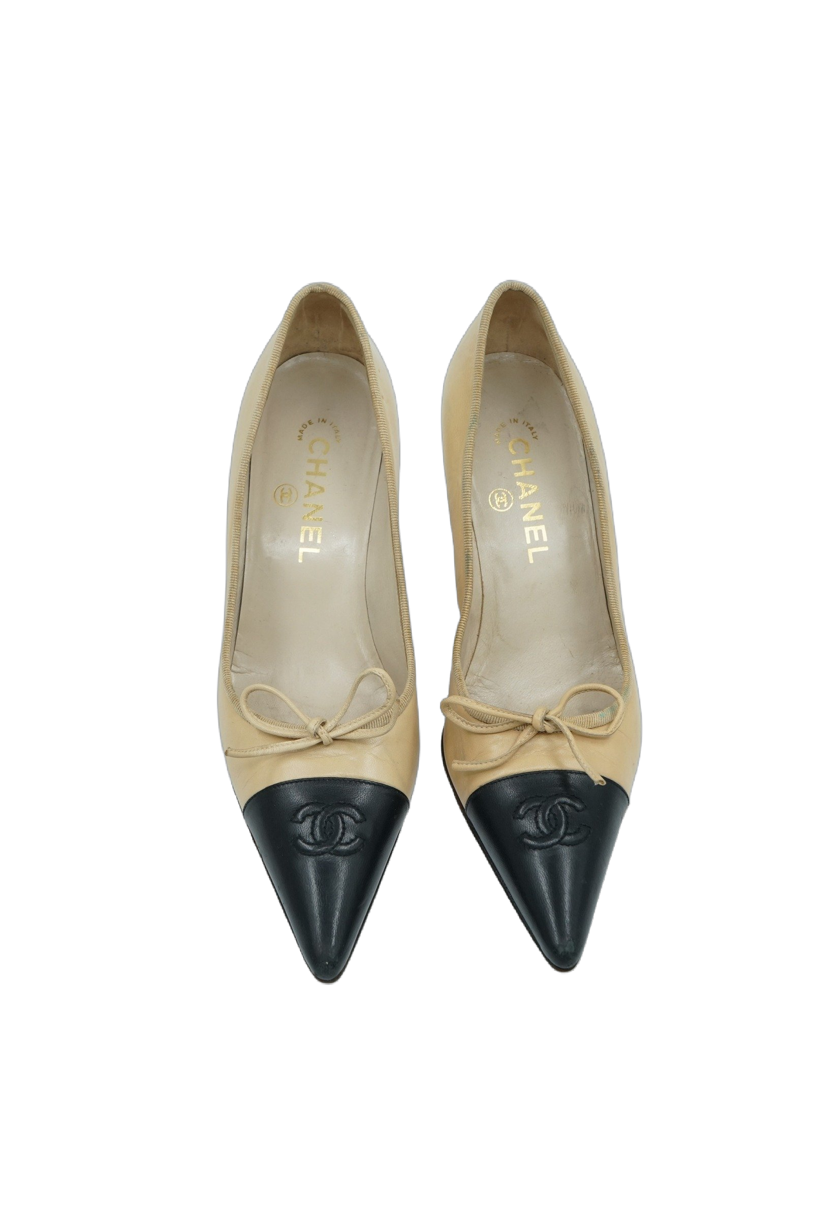 Chanel Logo Cap Toe Pumps Two Toned