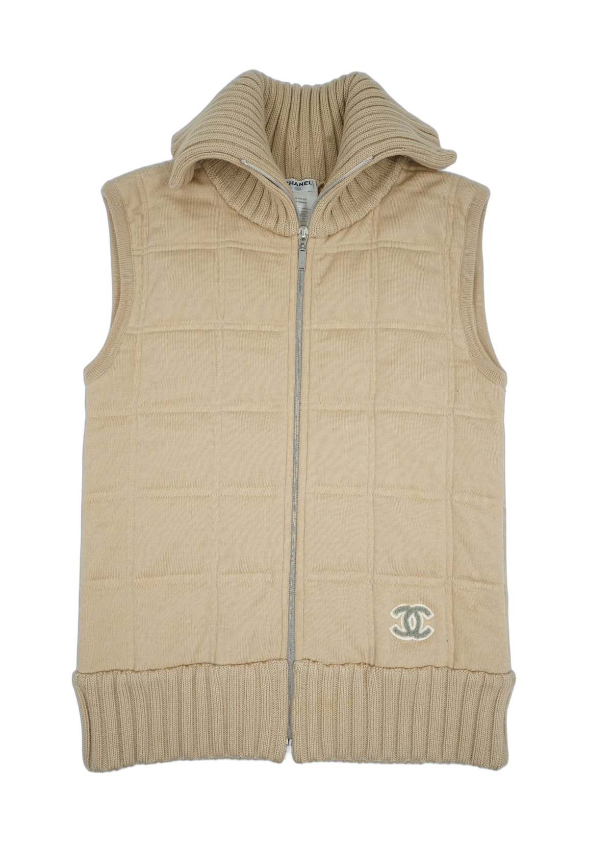 Chanel 2001 Knit Padded Quilted Vest Beige