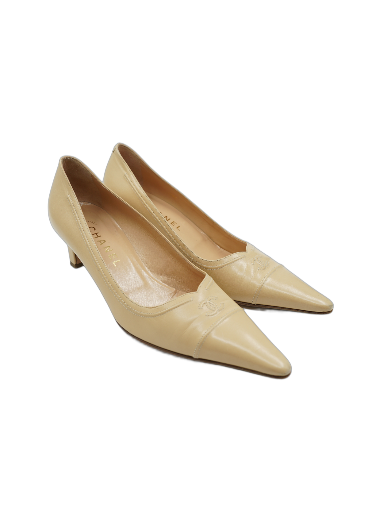 Chanel Logo Leather Pumps Beige