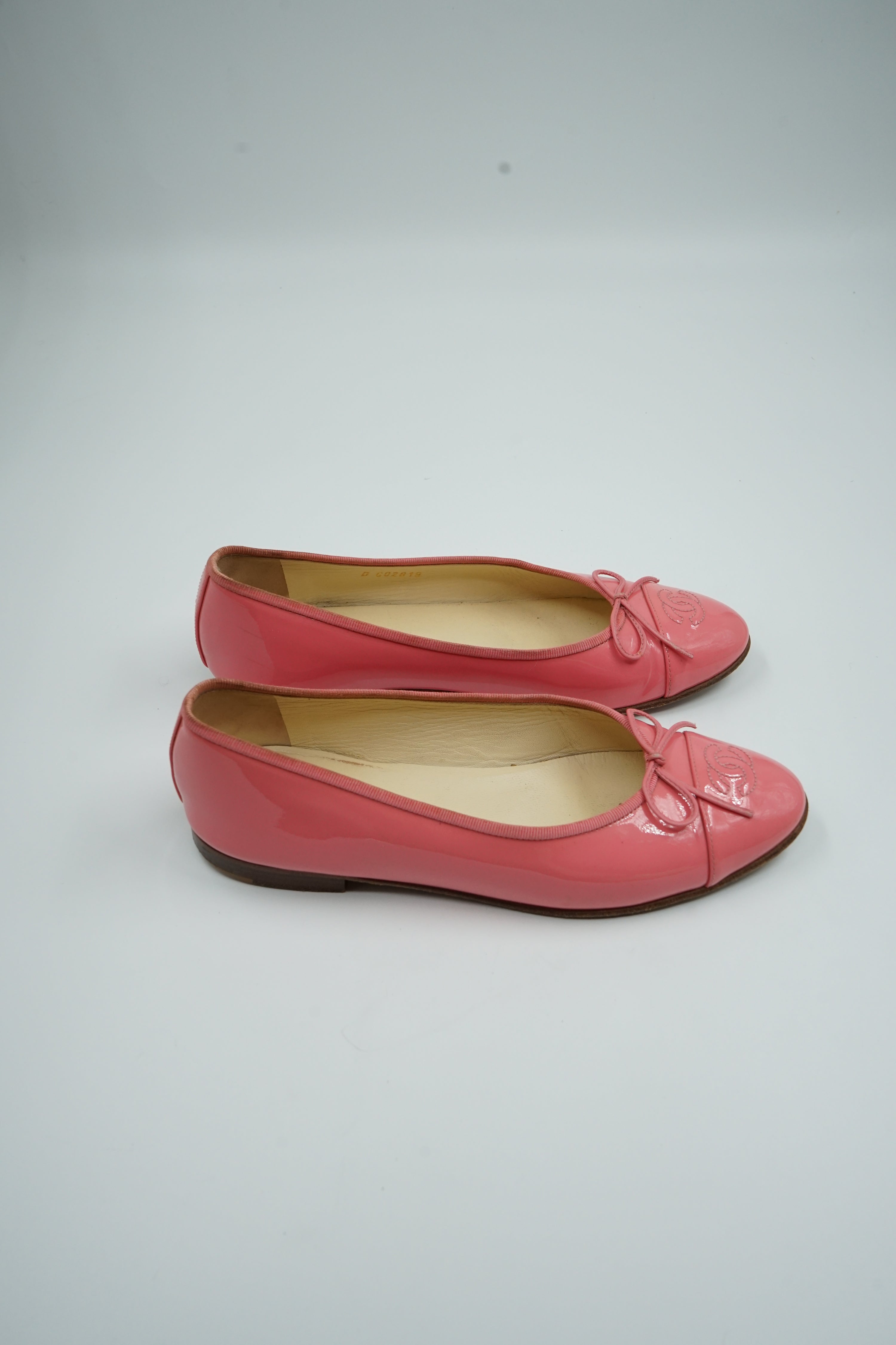 Chanel Patent Leather Ballerina Flats Pink