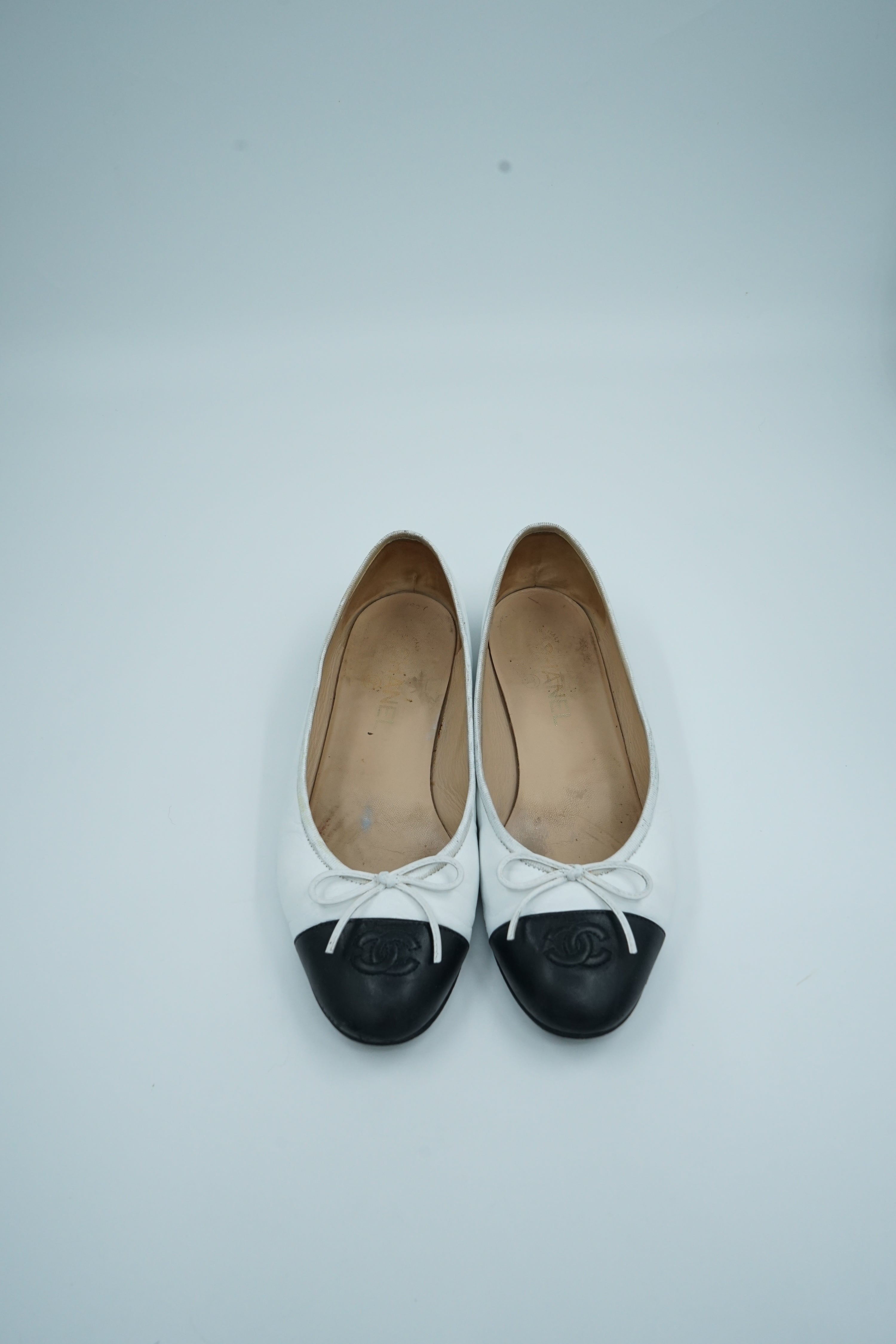 Chanel Ballet Flats White Black