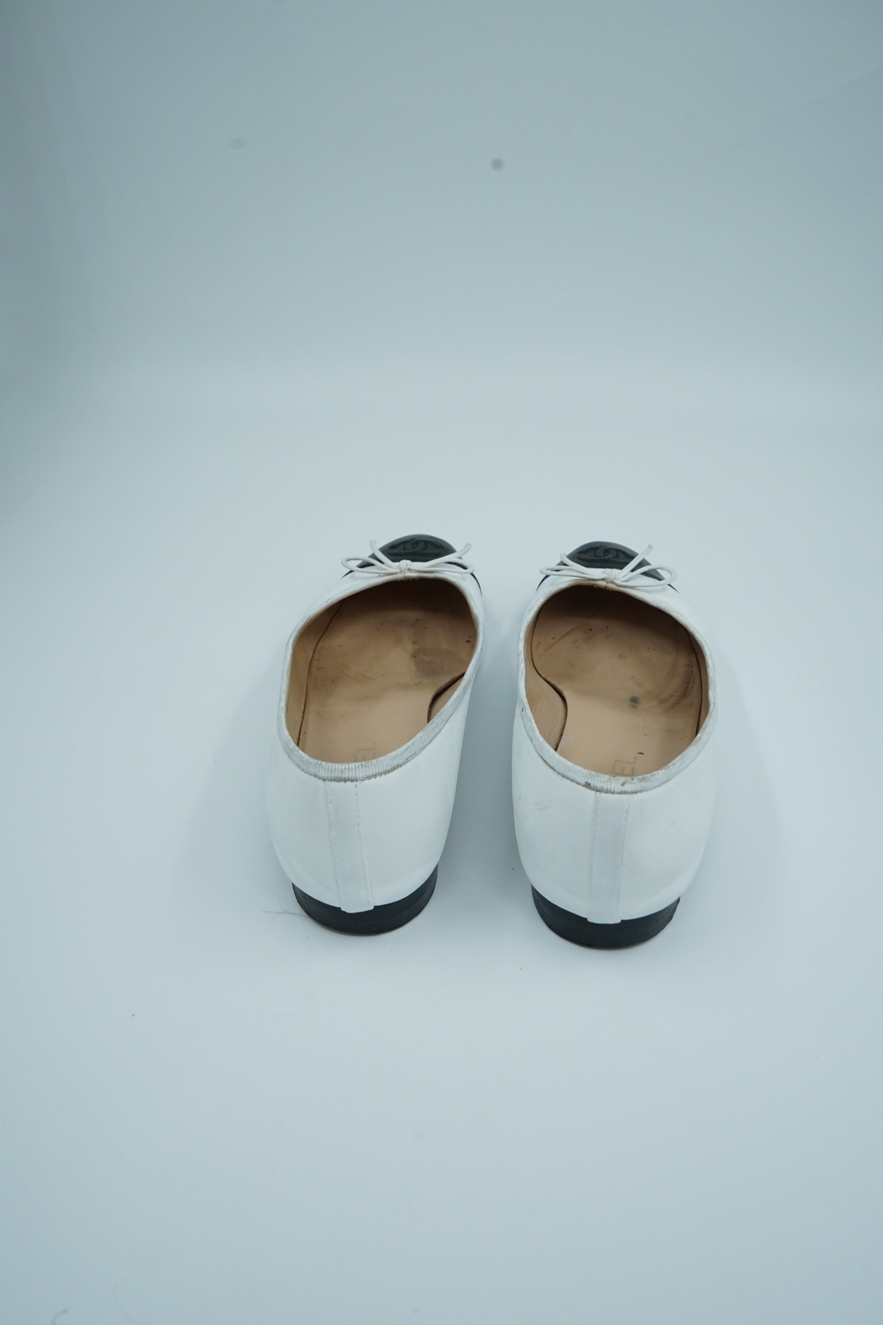 Chanel Ballet Flats White Black