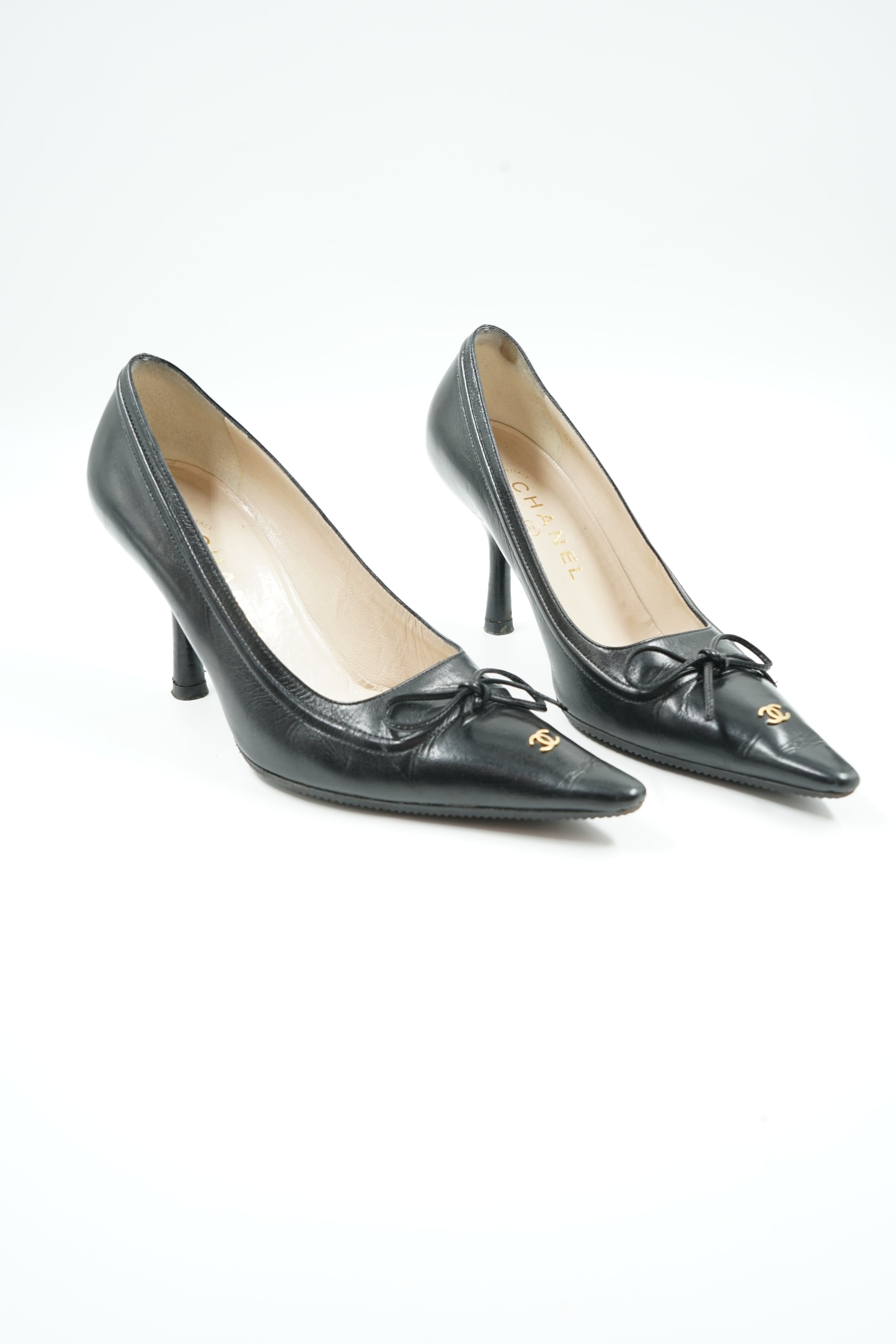 Chanel Logo Heels Black