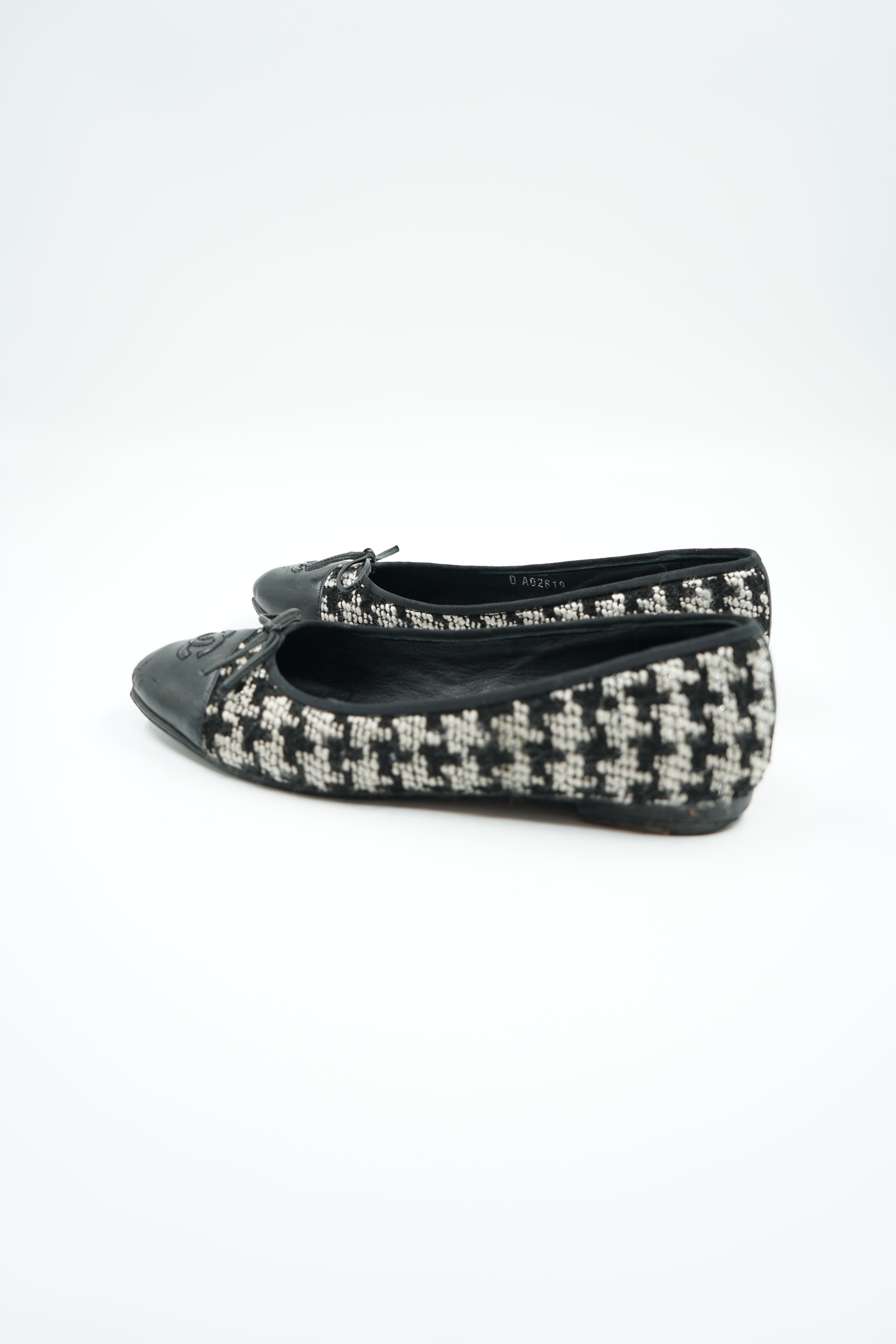 Chanel Tweed Cap Toe Ballet Flats