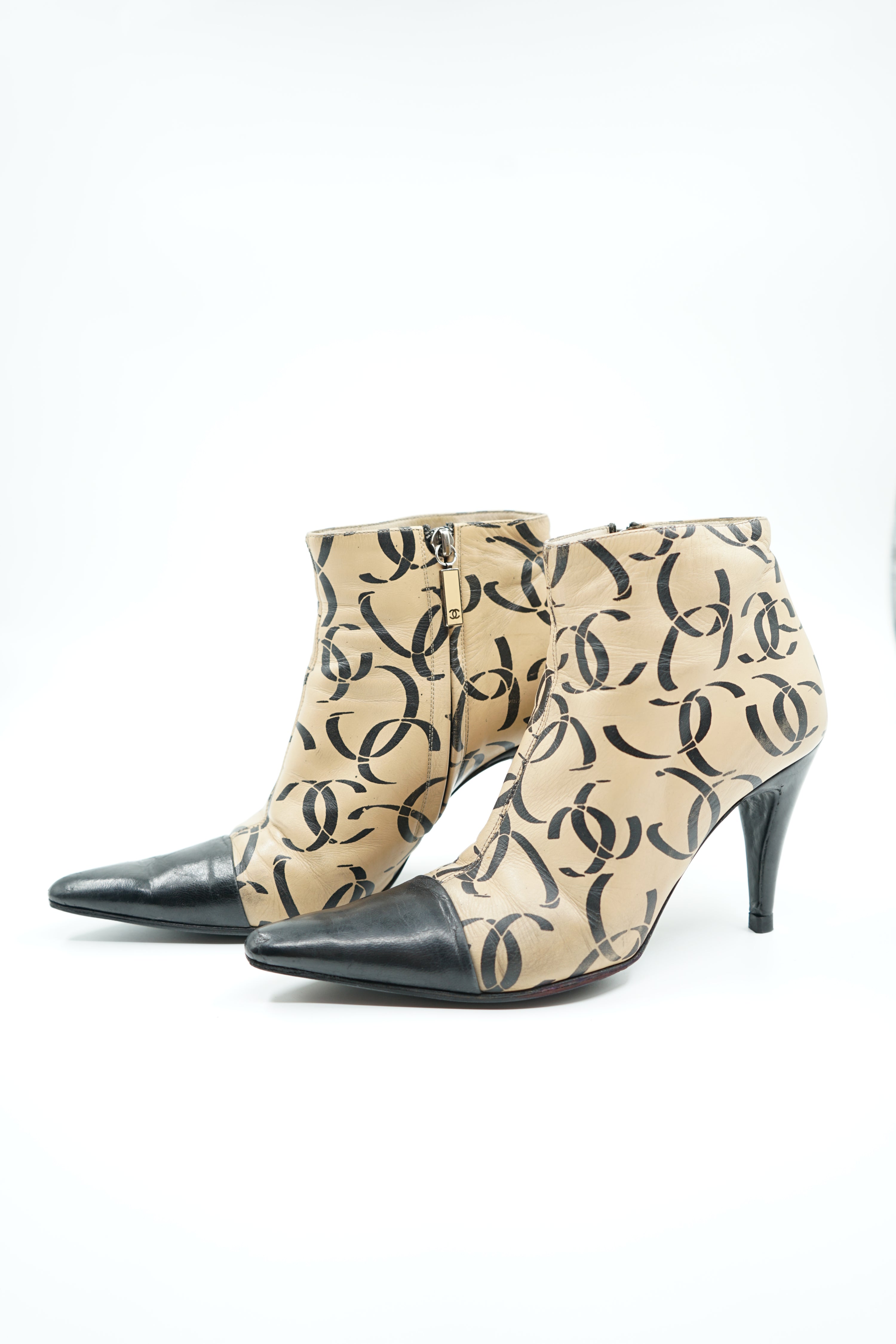 Chanel FW 2000 Logo Heeled Boots