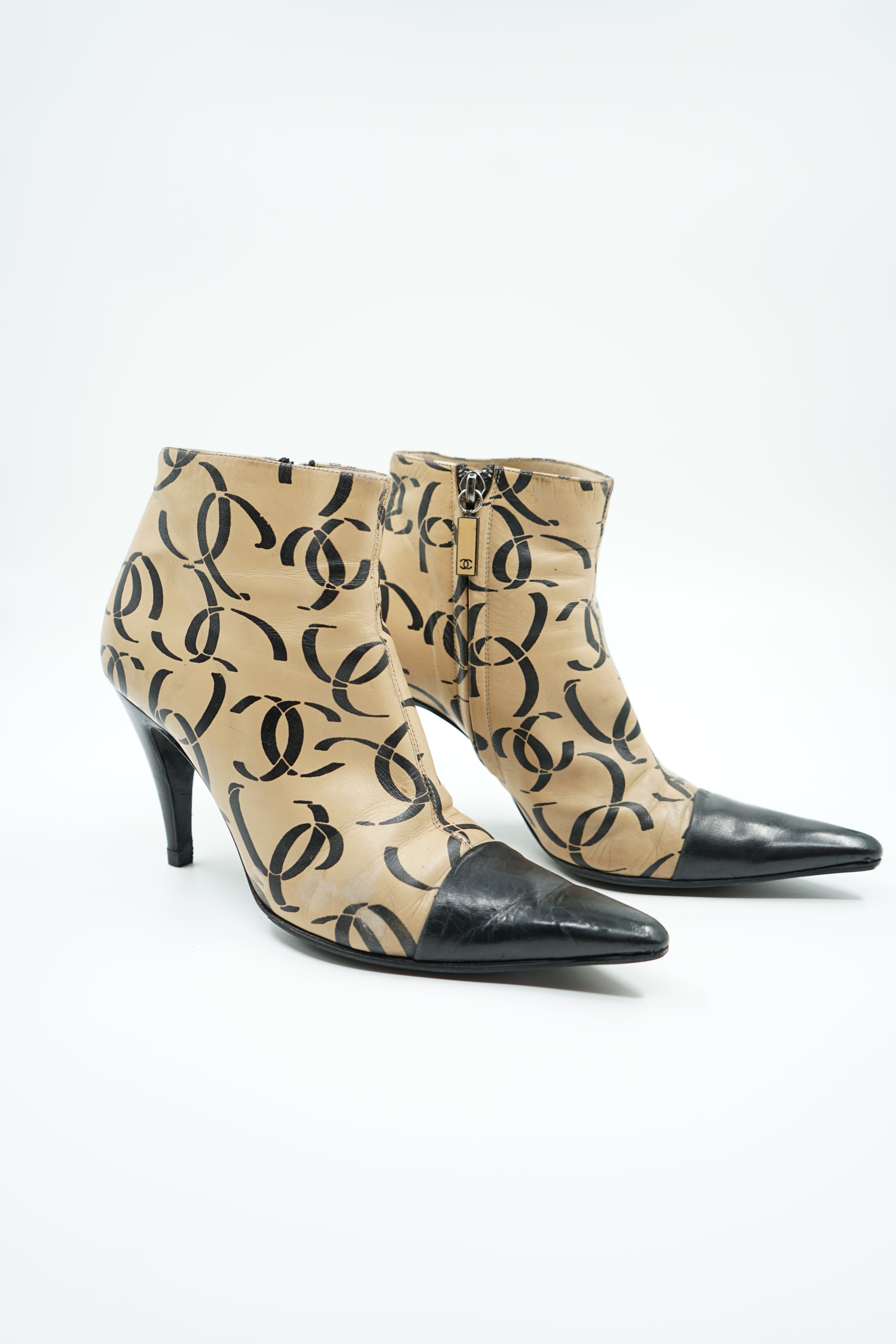 Chanel FW 2000 Logo Heeled Boots