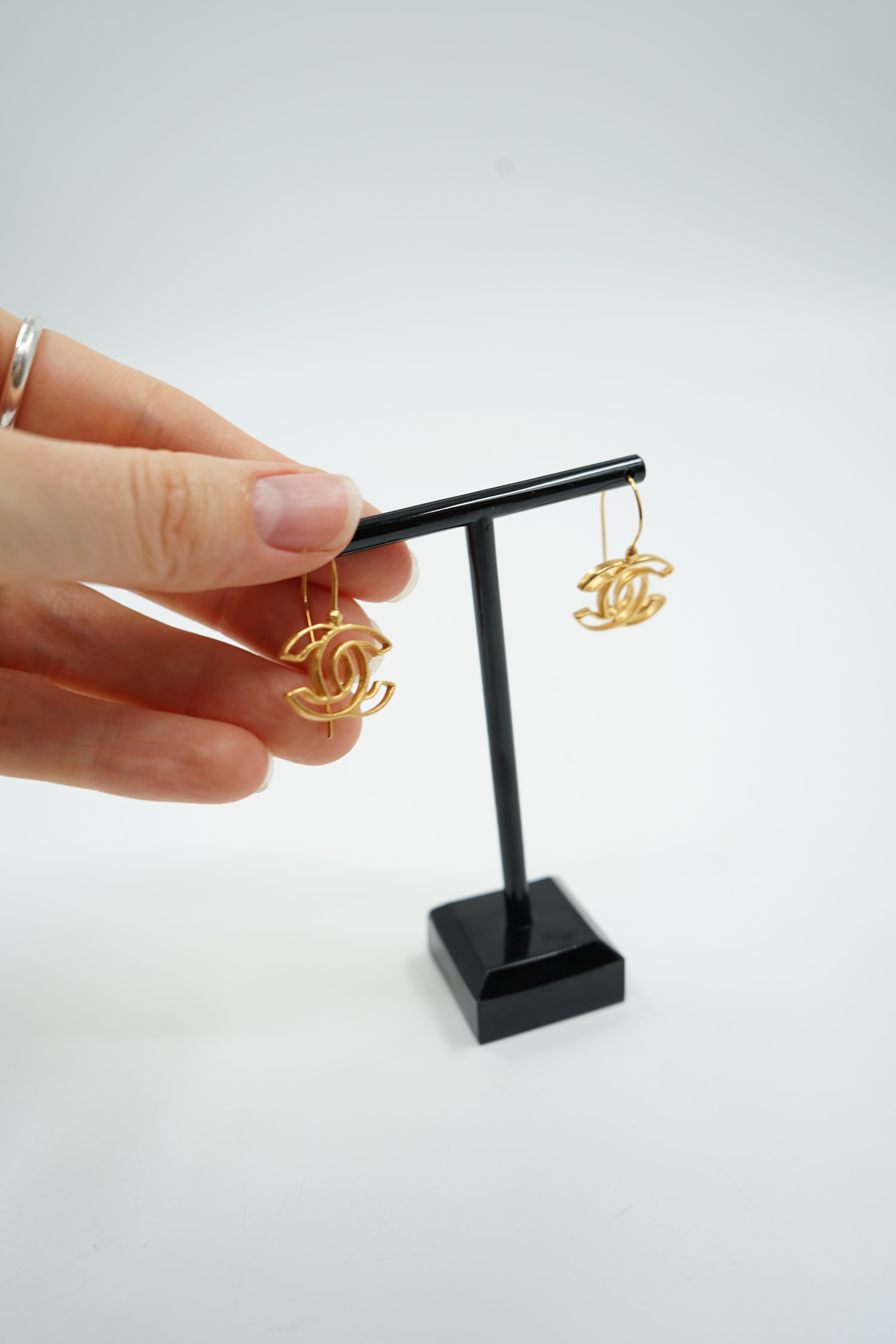 Chanel CC Earrings Gold