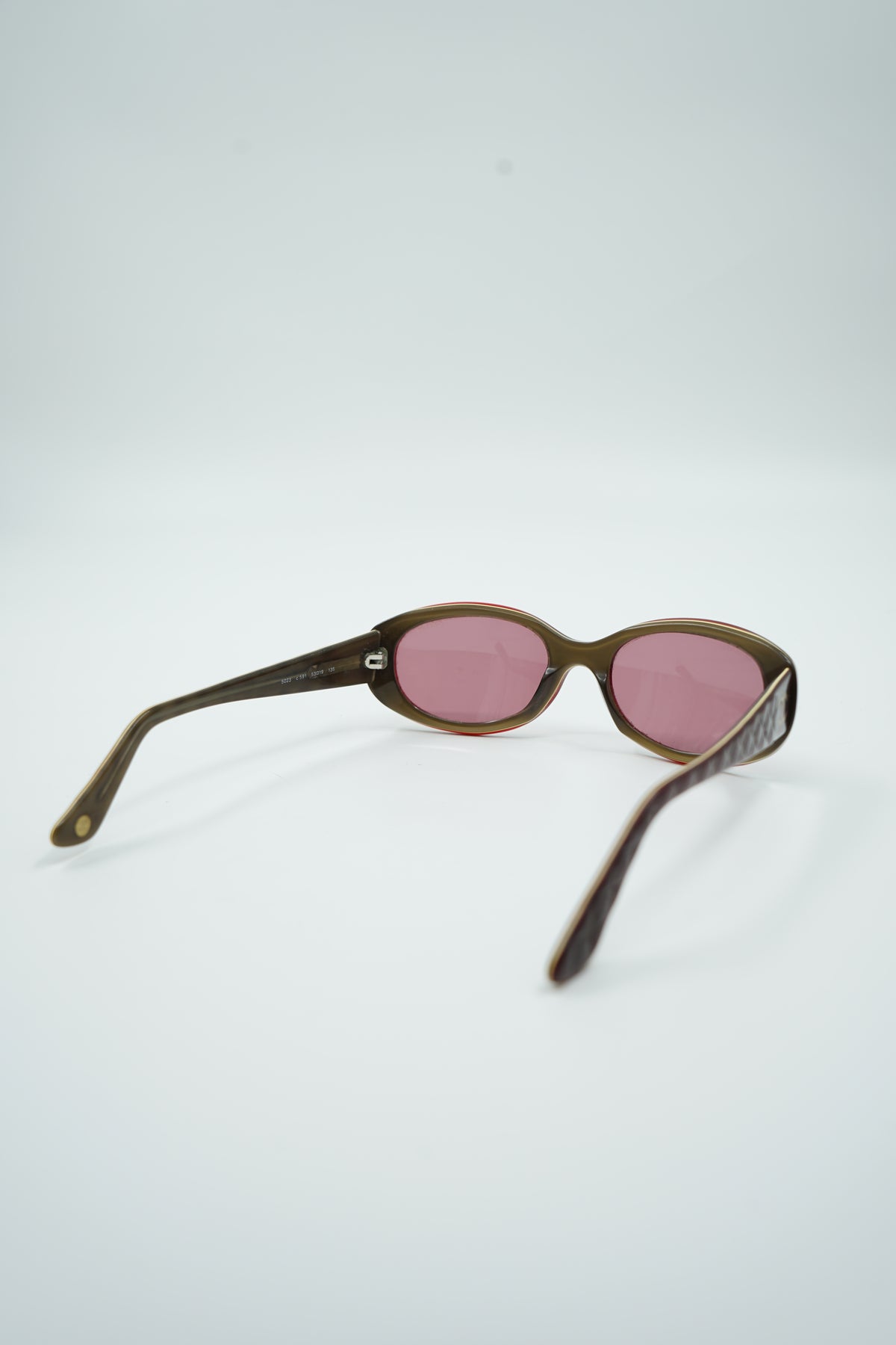 Chanel red quilted effect sunglasses