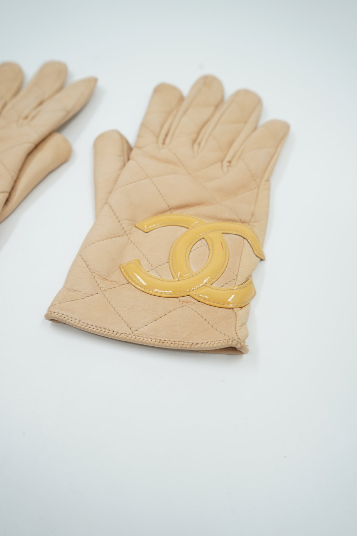Chanel Cambon Line Leather Gloves