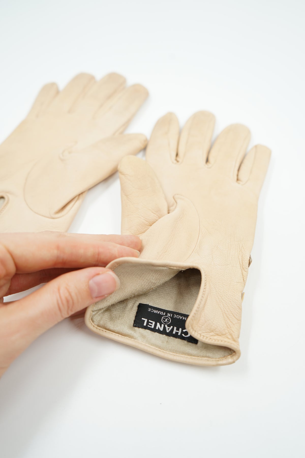 Chanel Cambon Line Leather Gloves