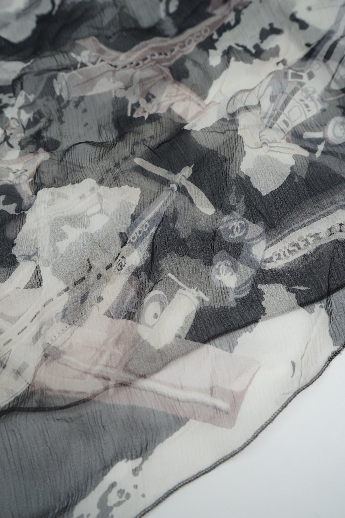Chanel SS 2006 Airplane Silk Top