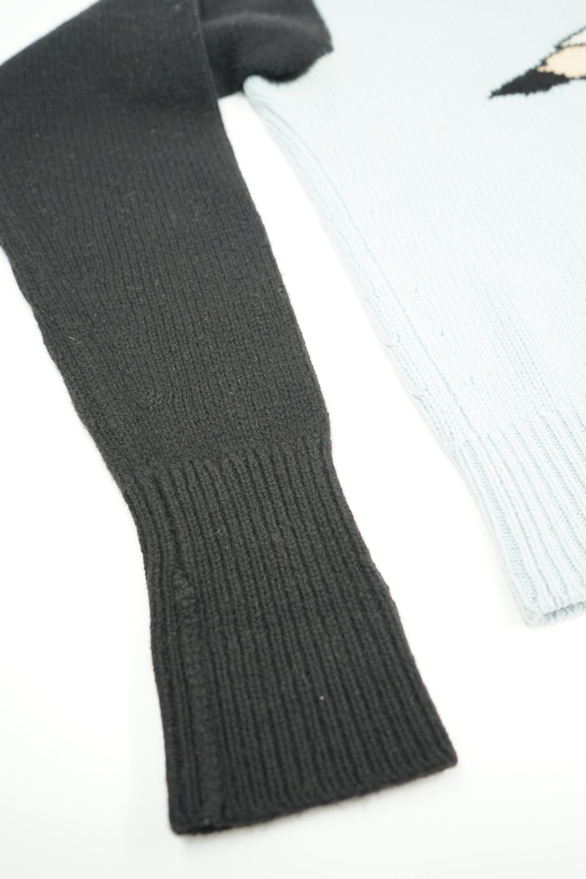Chanel FW 1995 Cashmere Knit Sweater