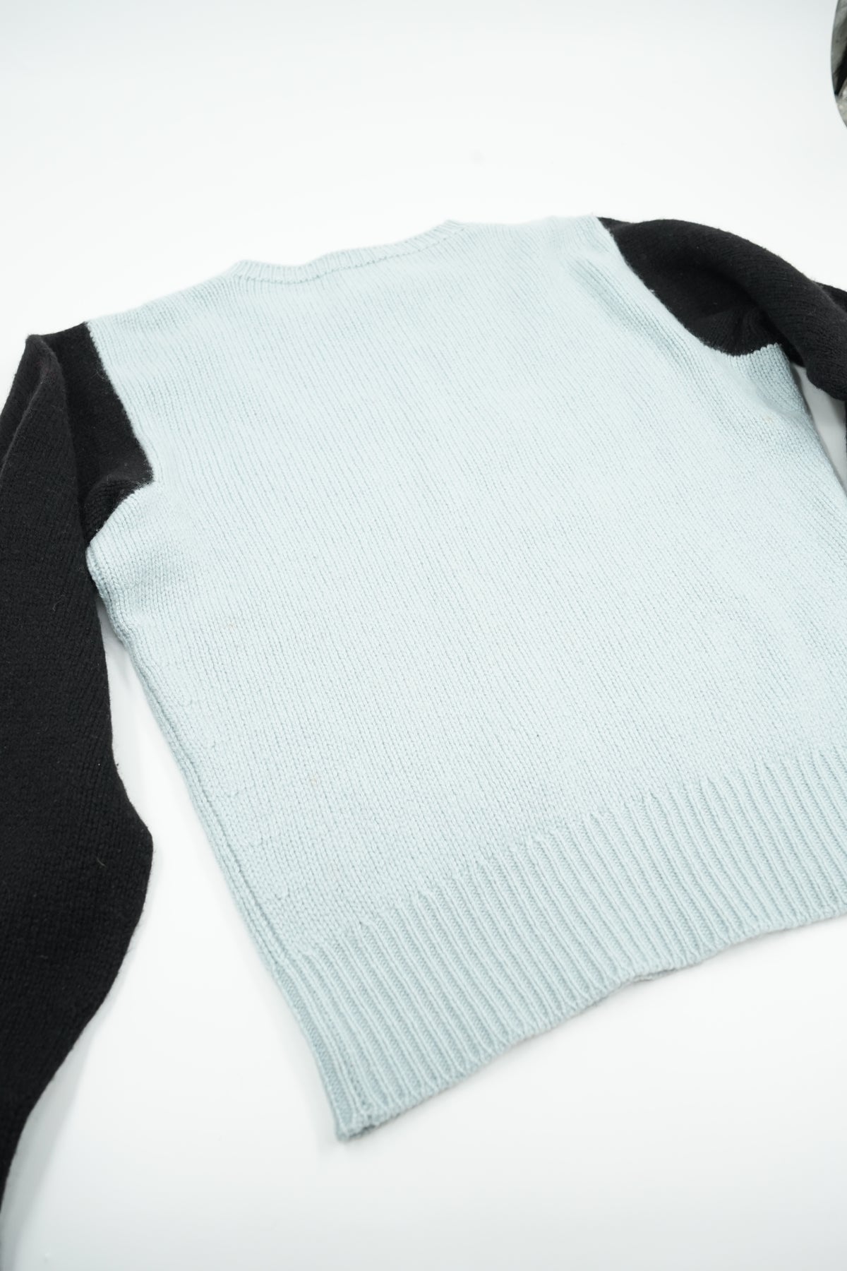 Chanel FW 1995 Cashmere Knit Sweater