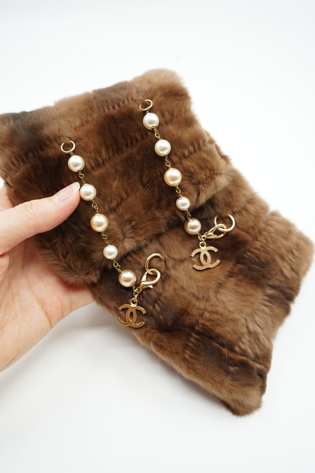 Chanel FW 2004 Fur Pearl Collar Wrap Scarf