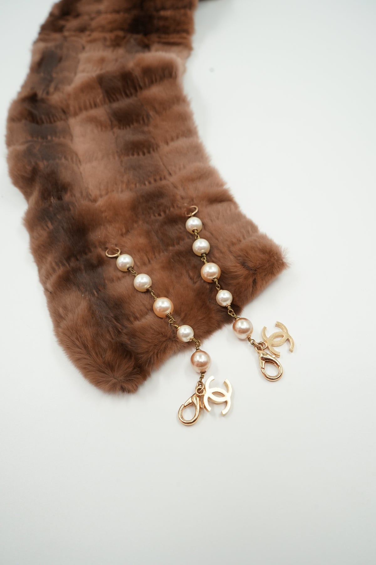 Chanel FW 2004 Fur Pearl Collar Wrap Scarf