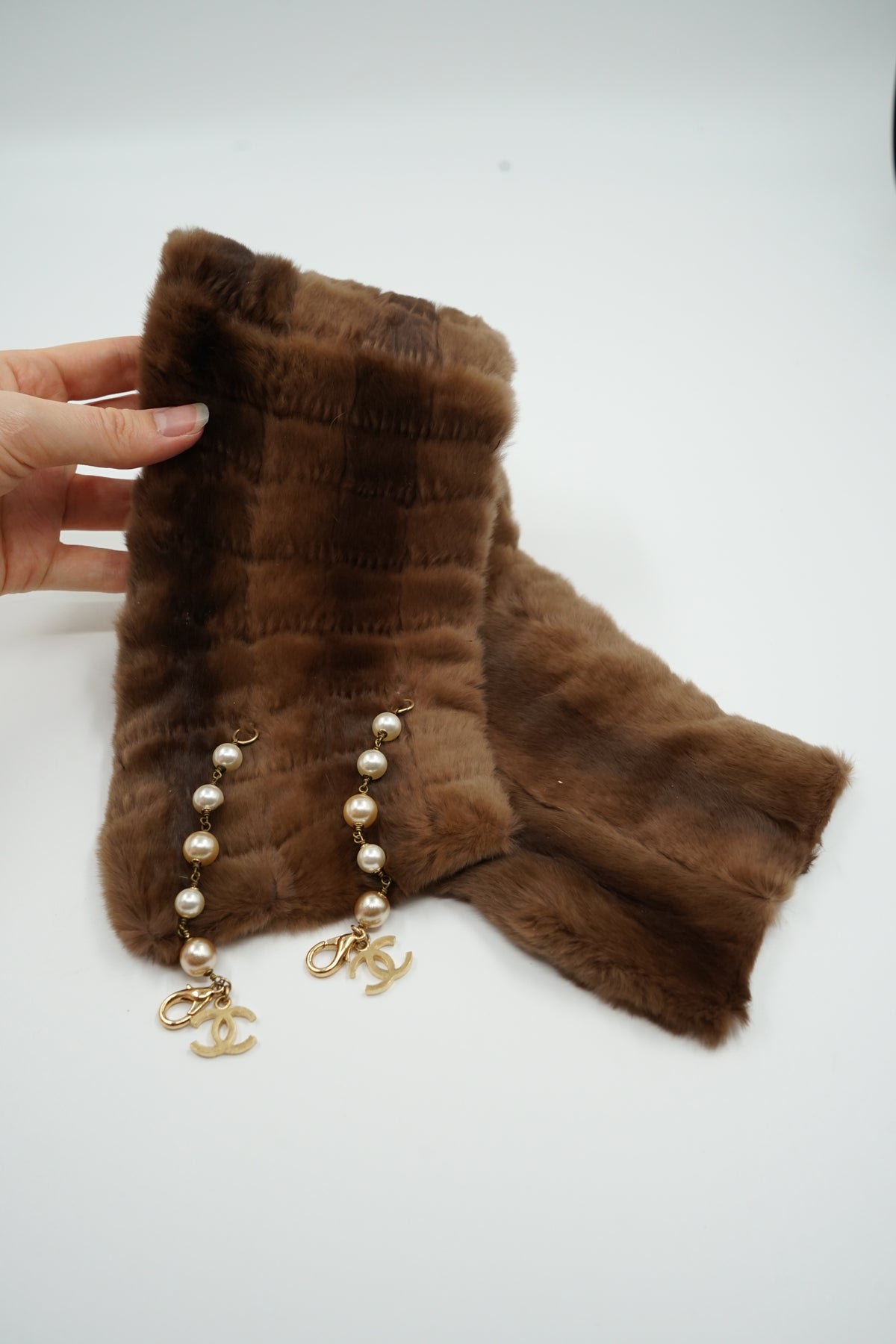 Chanel FW 2004 Fur Pearl Collar Wrap Scarf