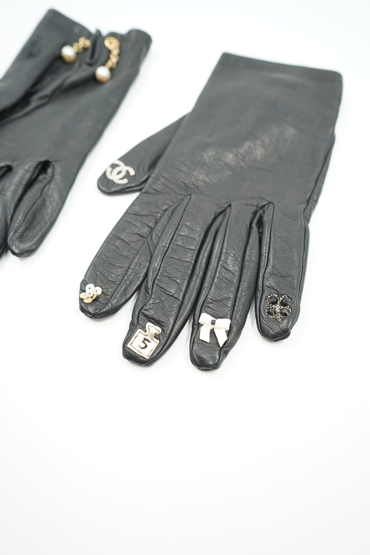 Chanel Embellished Finger Gloves