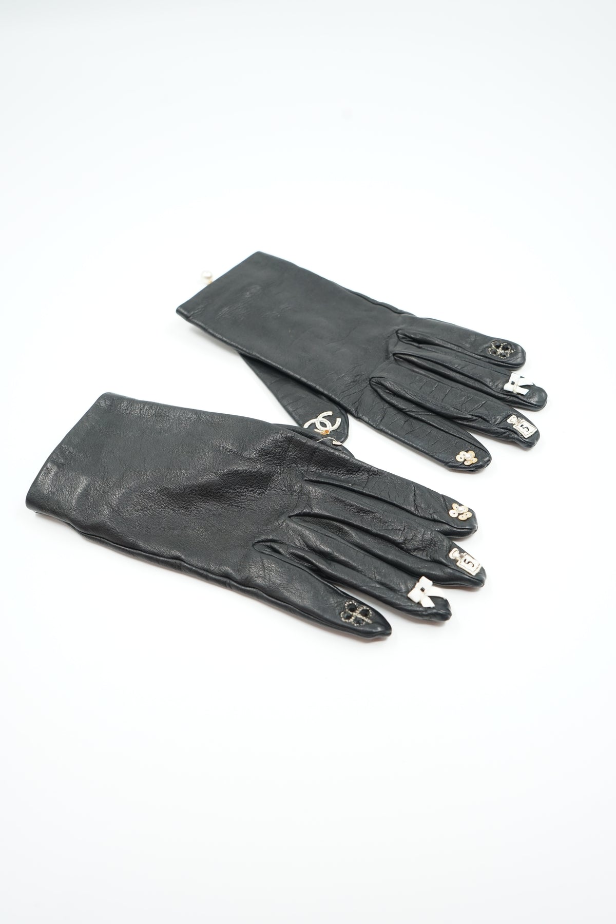 Chanel Embellished Finger Gloves