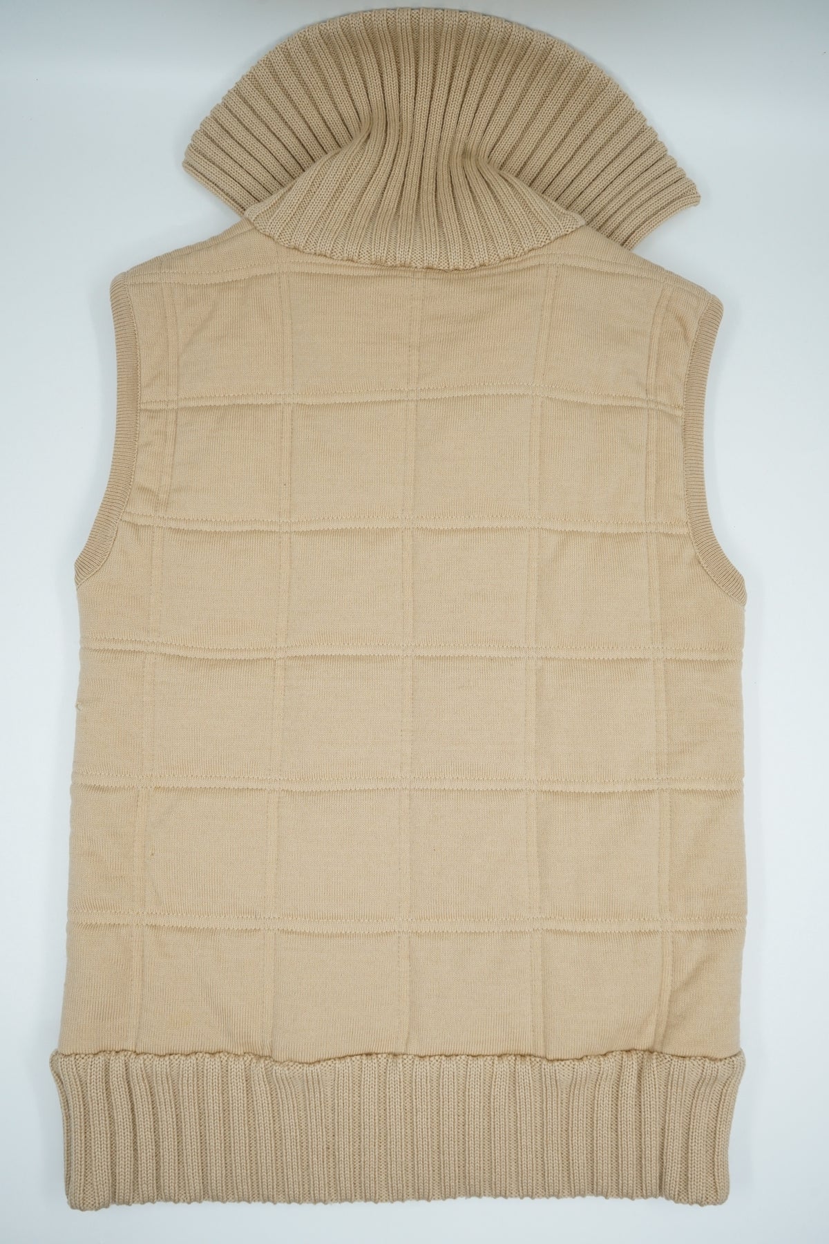 Chanel 2001 Knit Padded Quilted Vest Beige