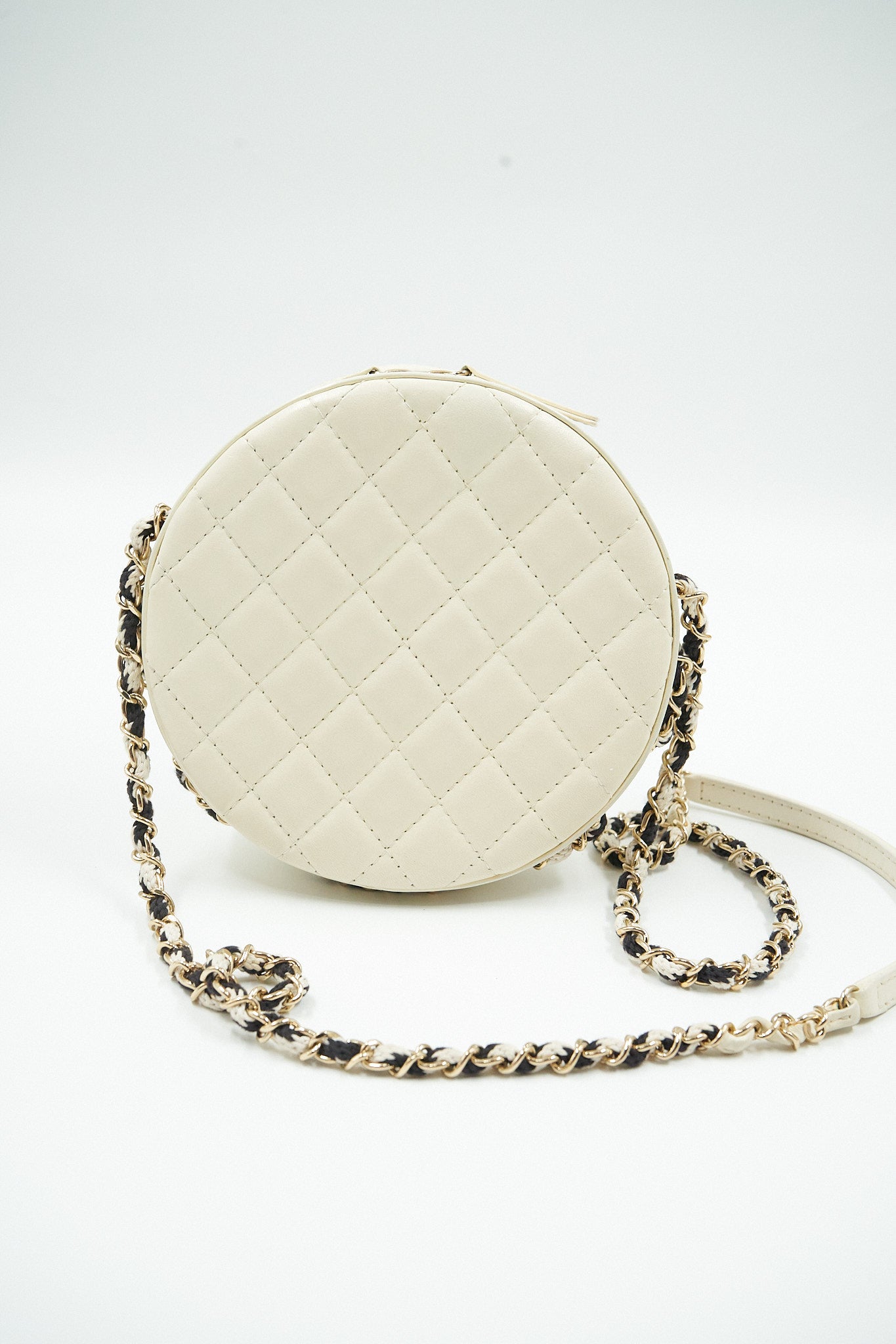 Chanel La Pausa Runway Lifesaver Ring Bag – Pleasure Paris