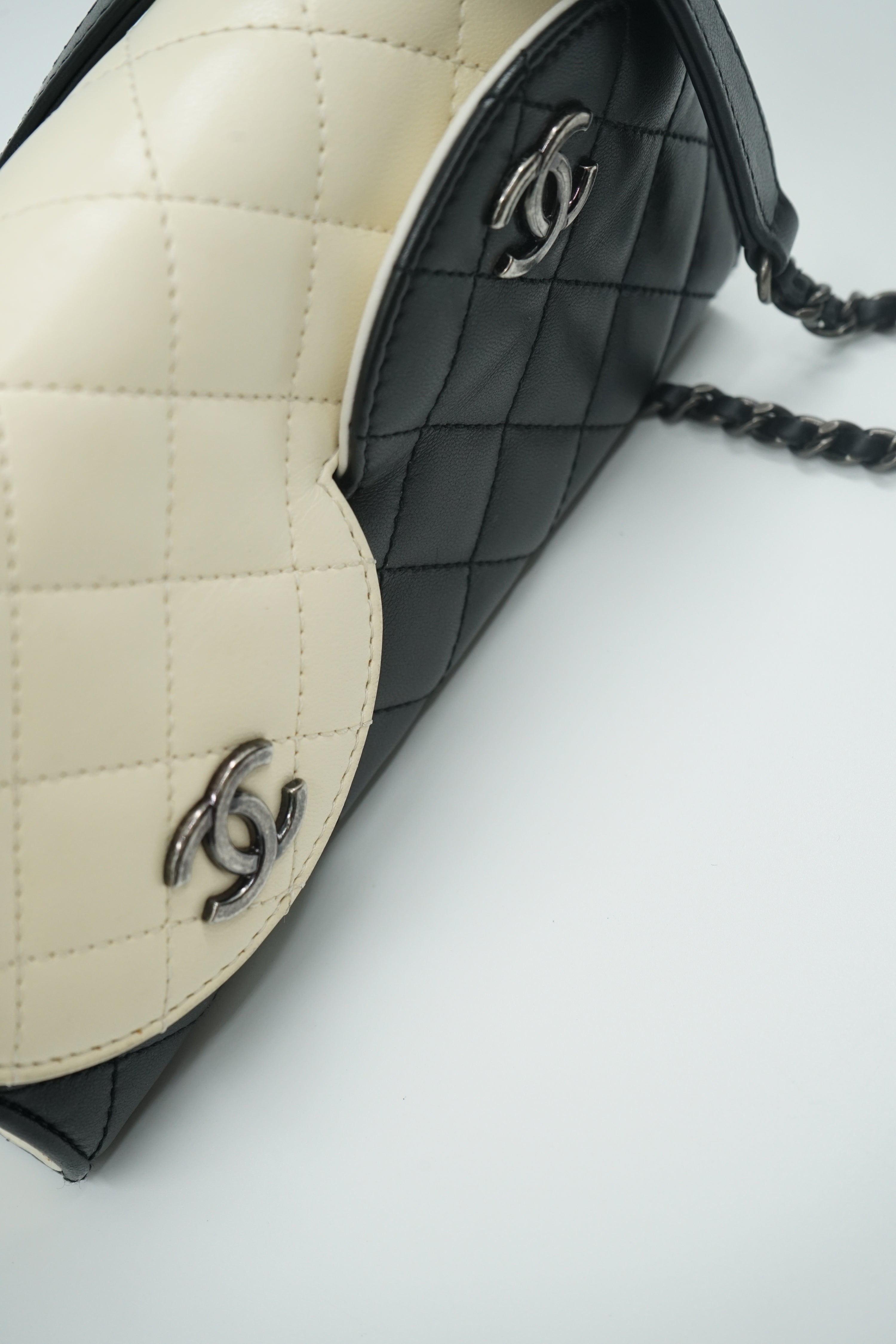 Chanel Yin Yang WOC