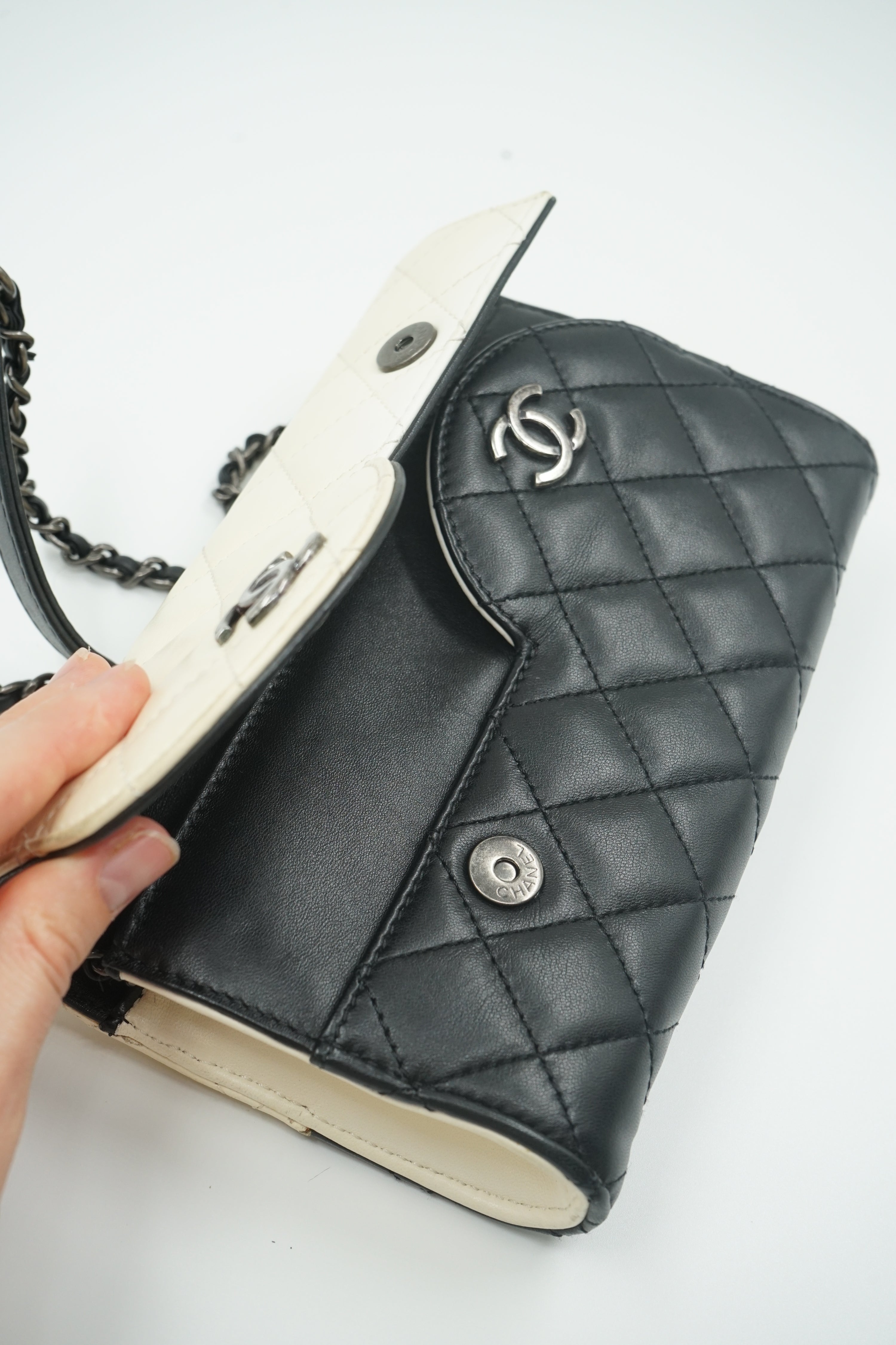 Chanel Yin Yang WOC