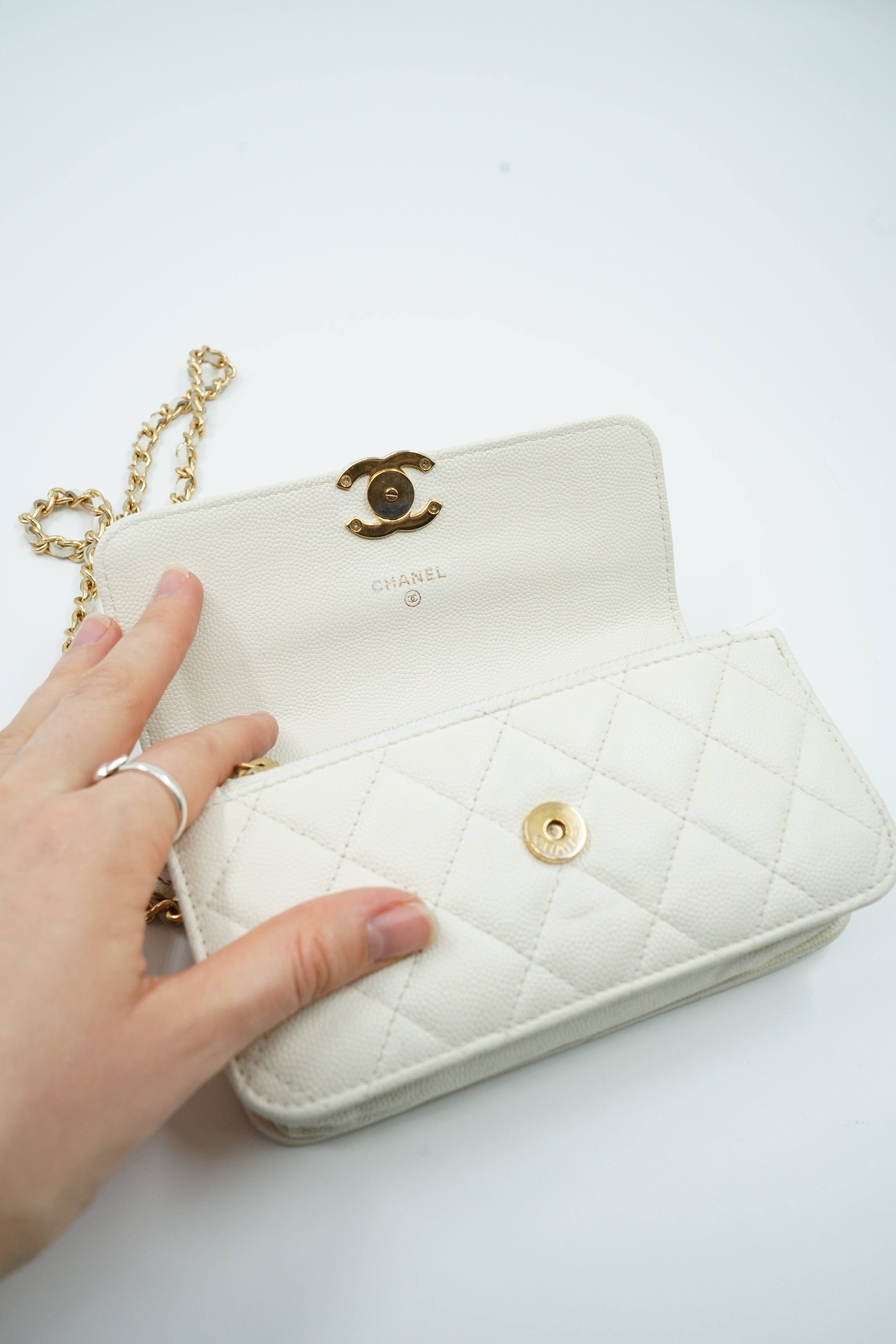 Chanel Coco First Wallet On Chain White