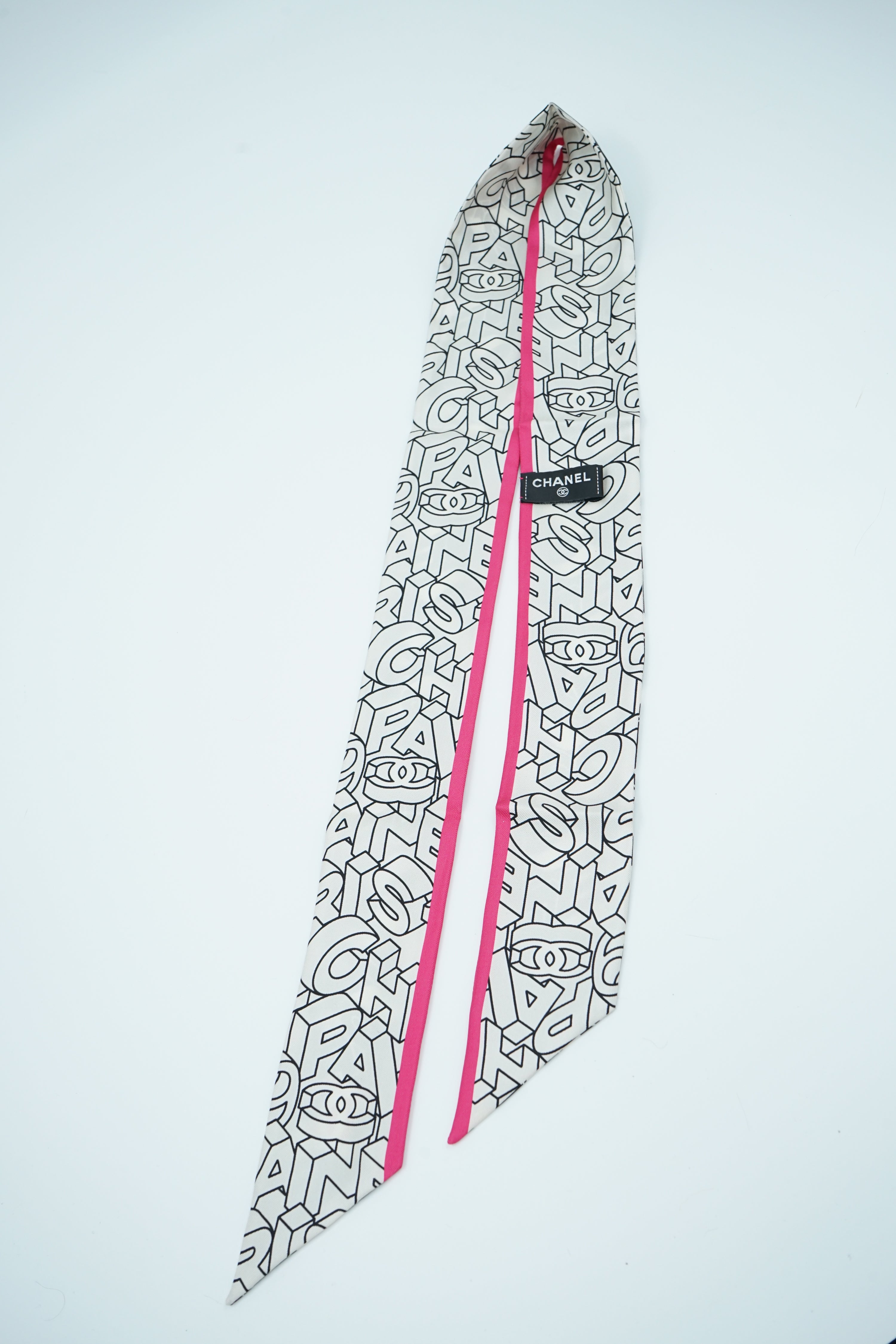 Chanel Slim Bandeau 2022