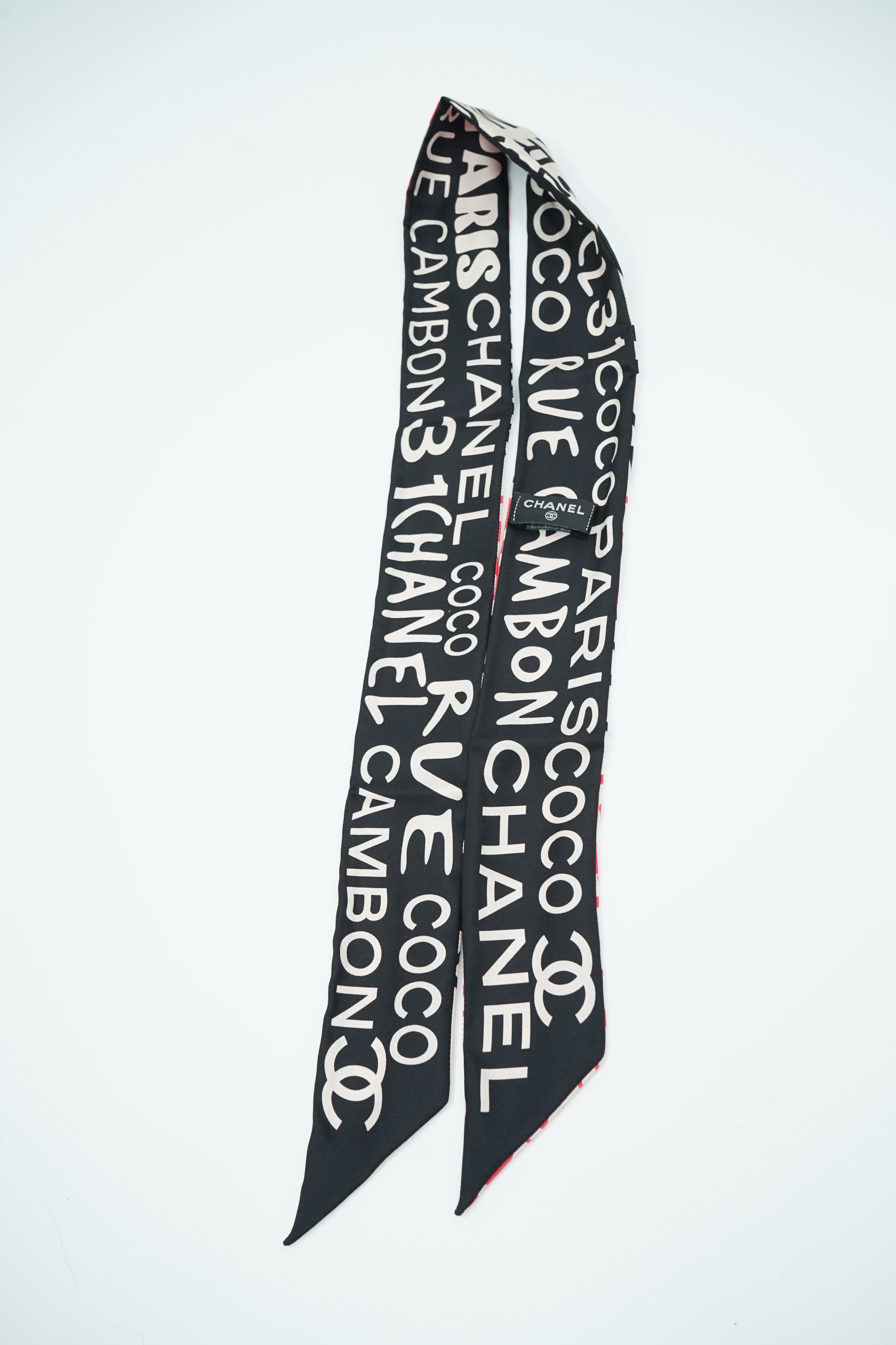 Chanel Slim Bandeau 2022