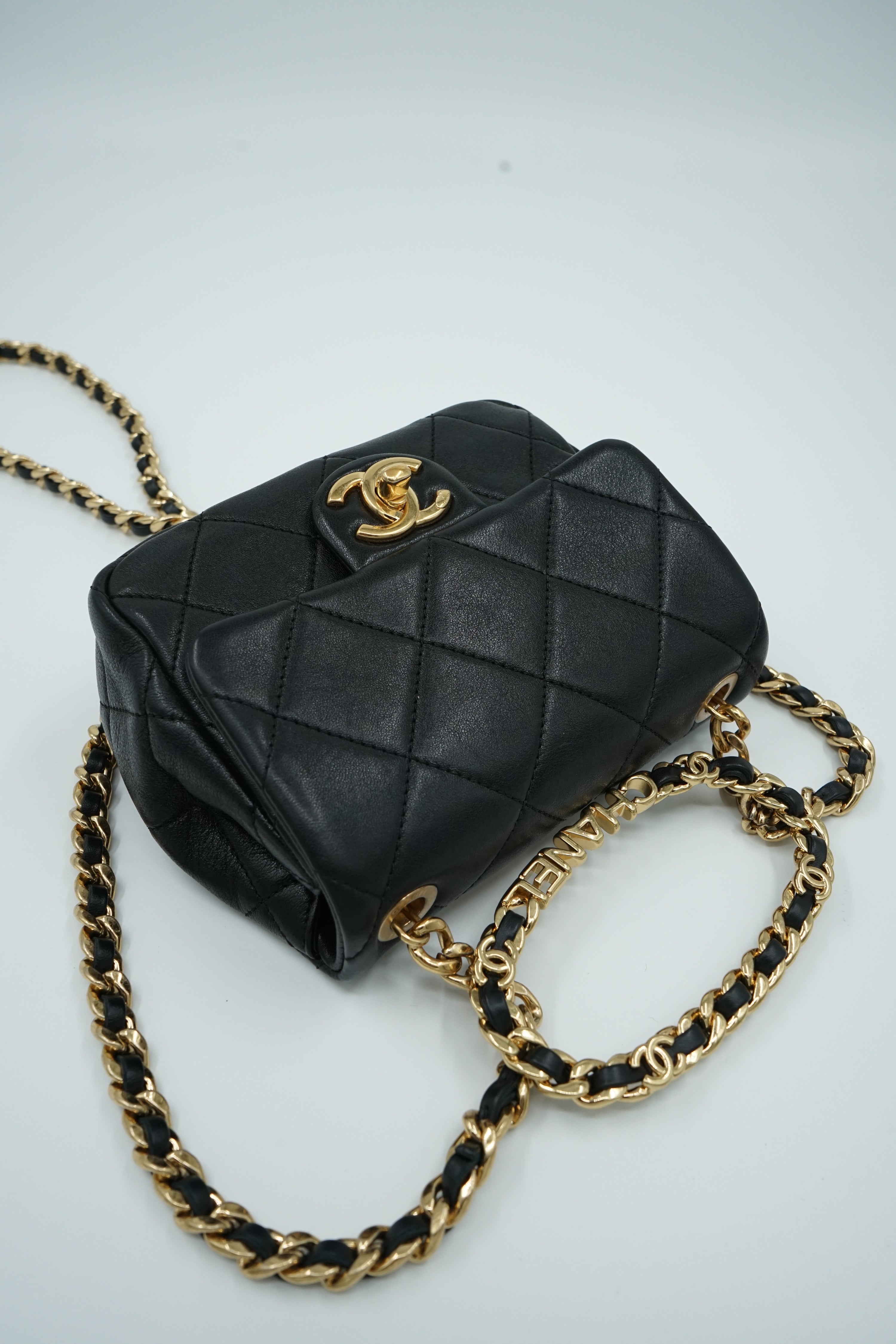 Chanel Top Handle Cruise 23 Mini Square