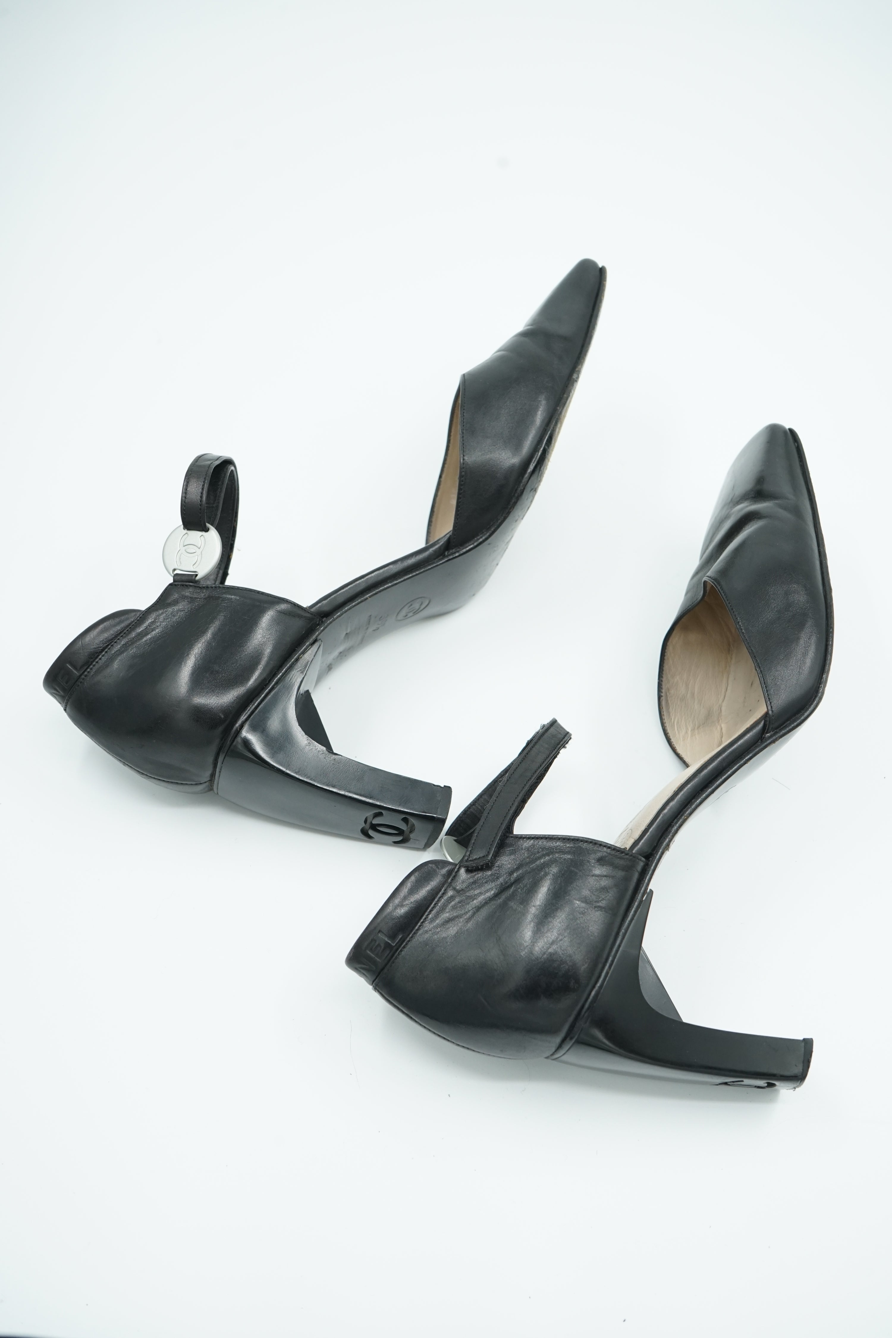 Chanel Logo Block Heel Pumps Black