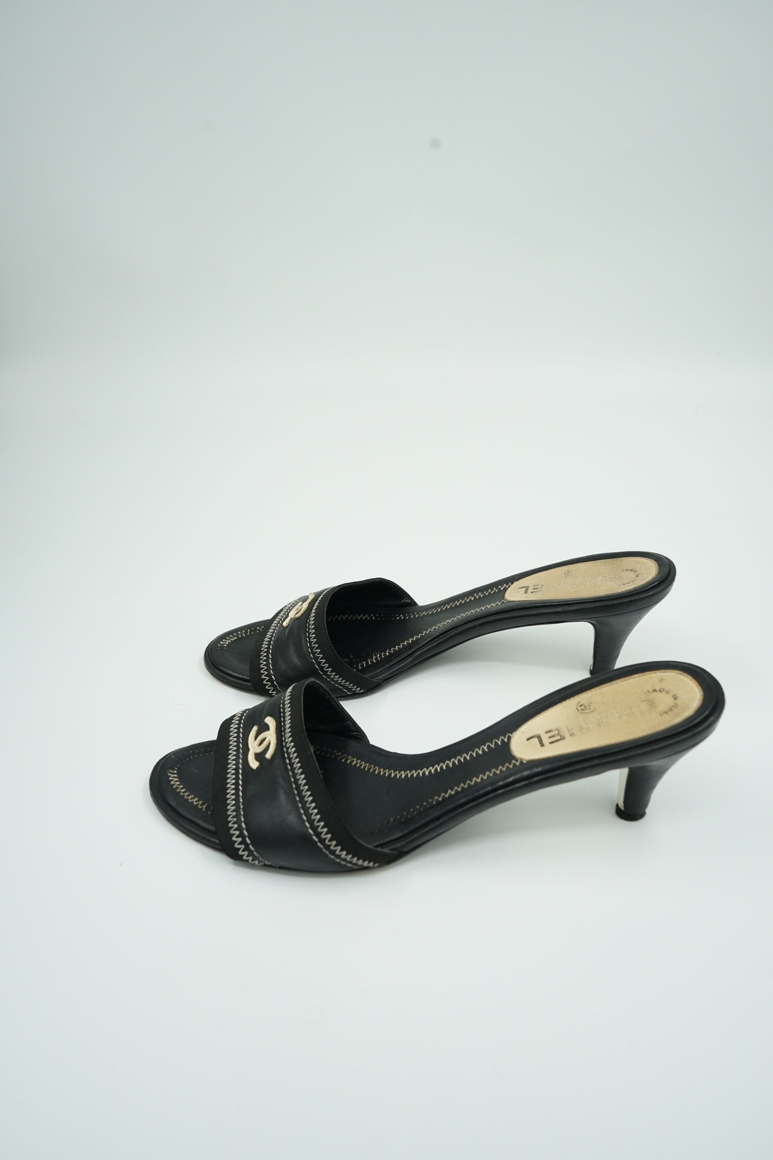 chanel logo mules