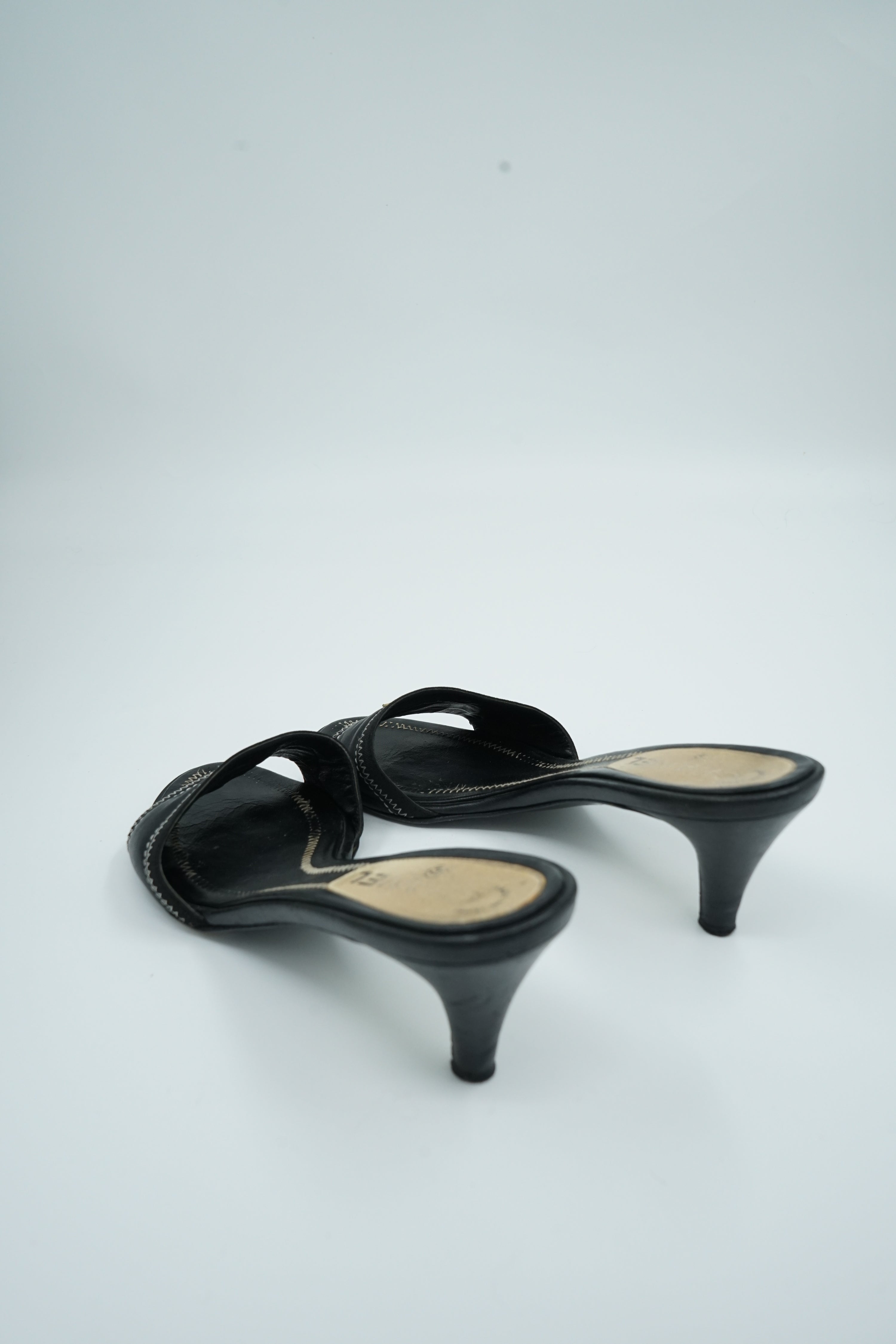 chanel logo mules