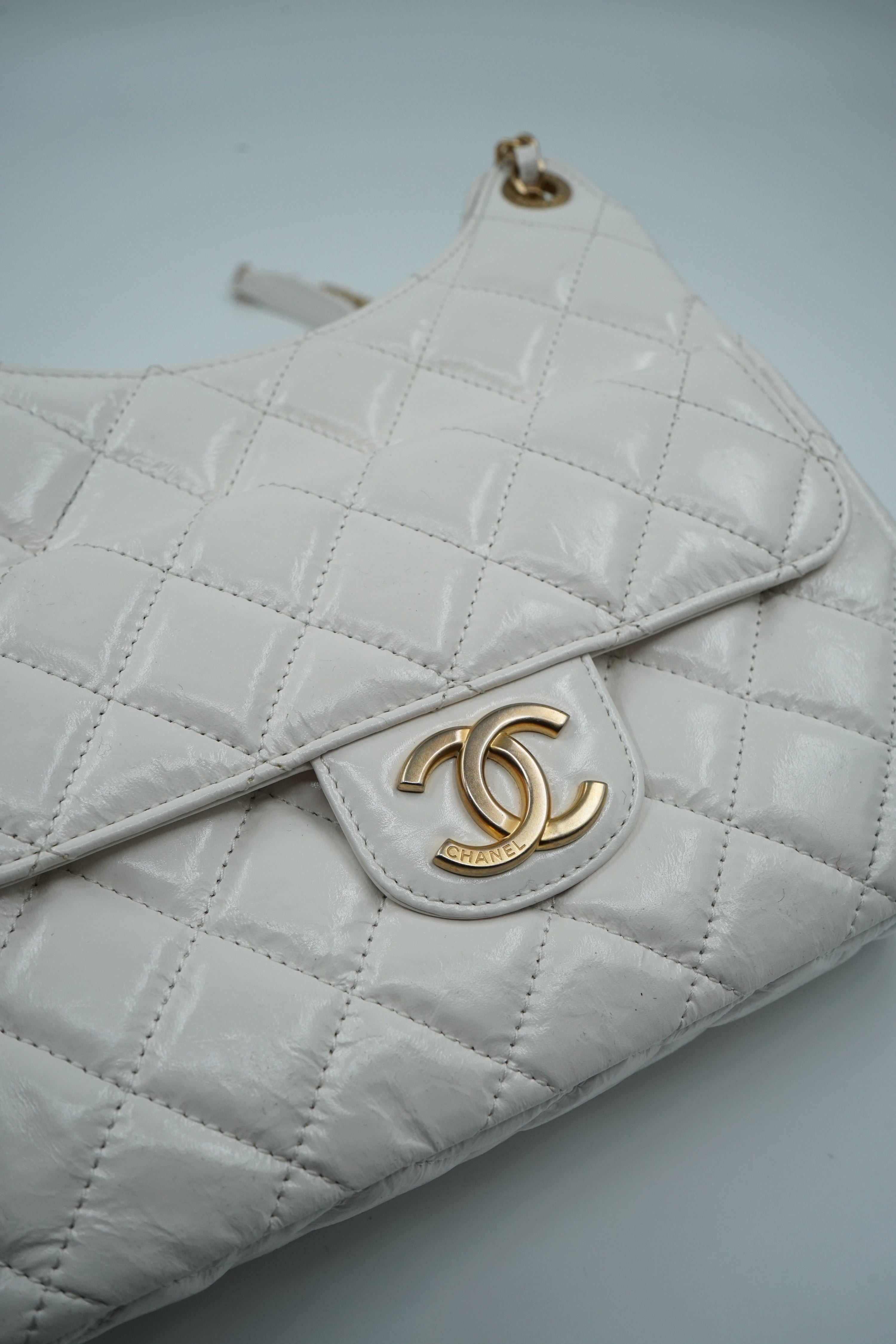 Chanel White Wavy Hobo Bag Small