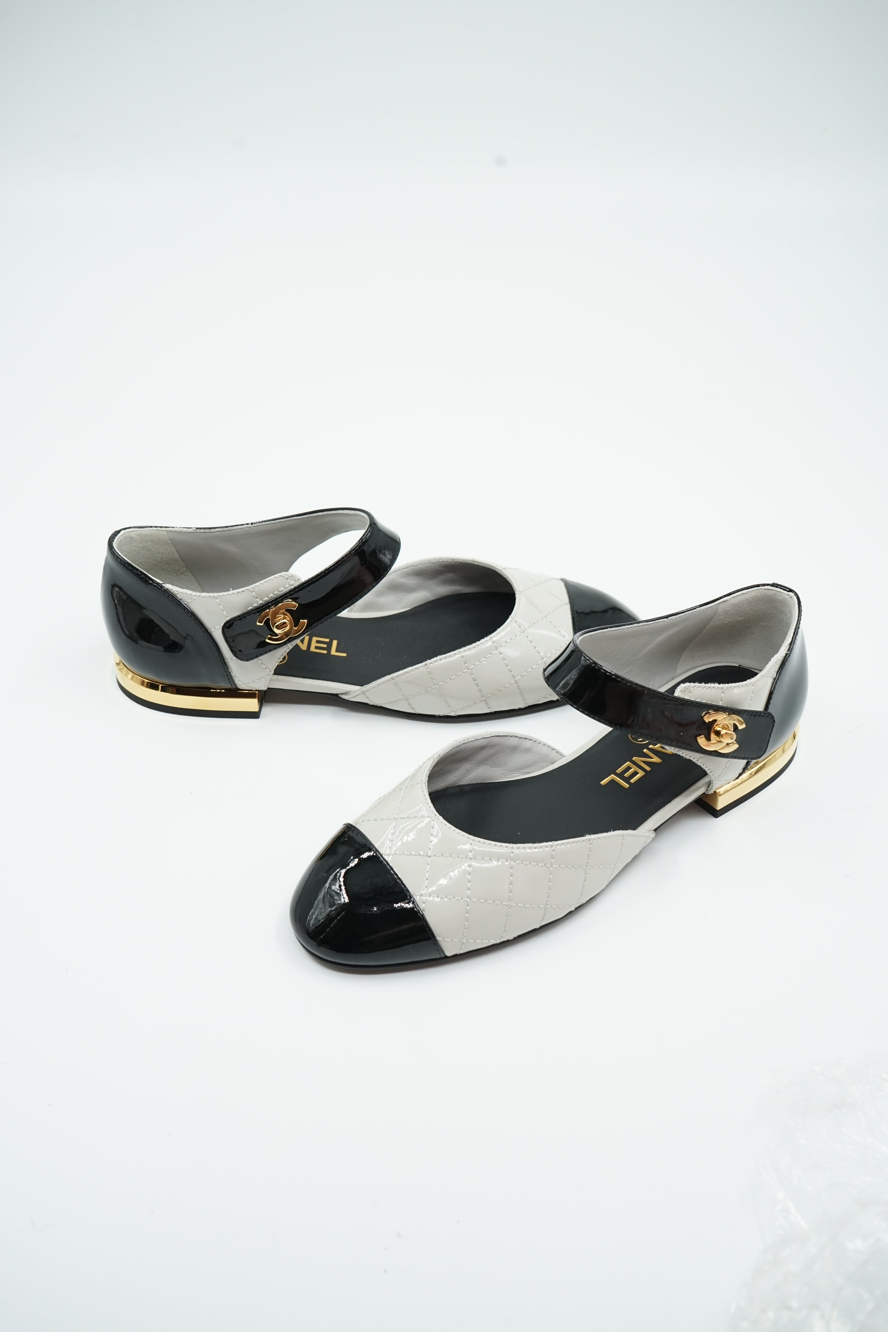 Chanel CC Turnlock Quilted Ballet Flats