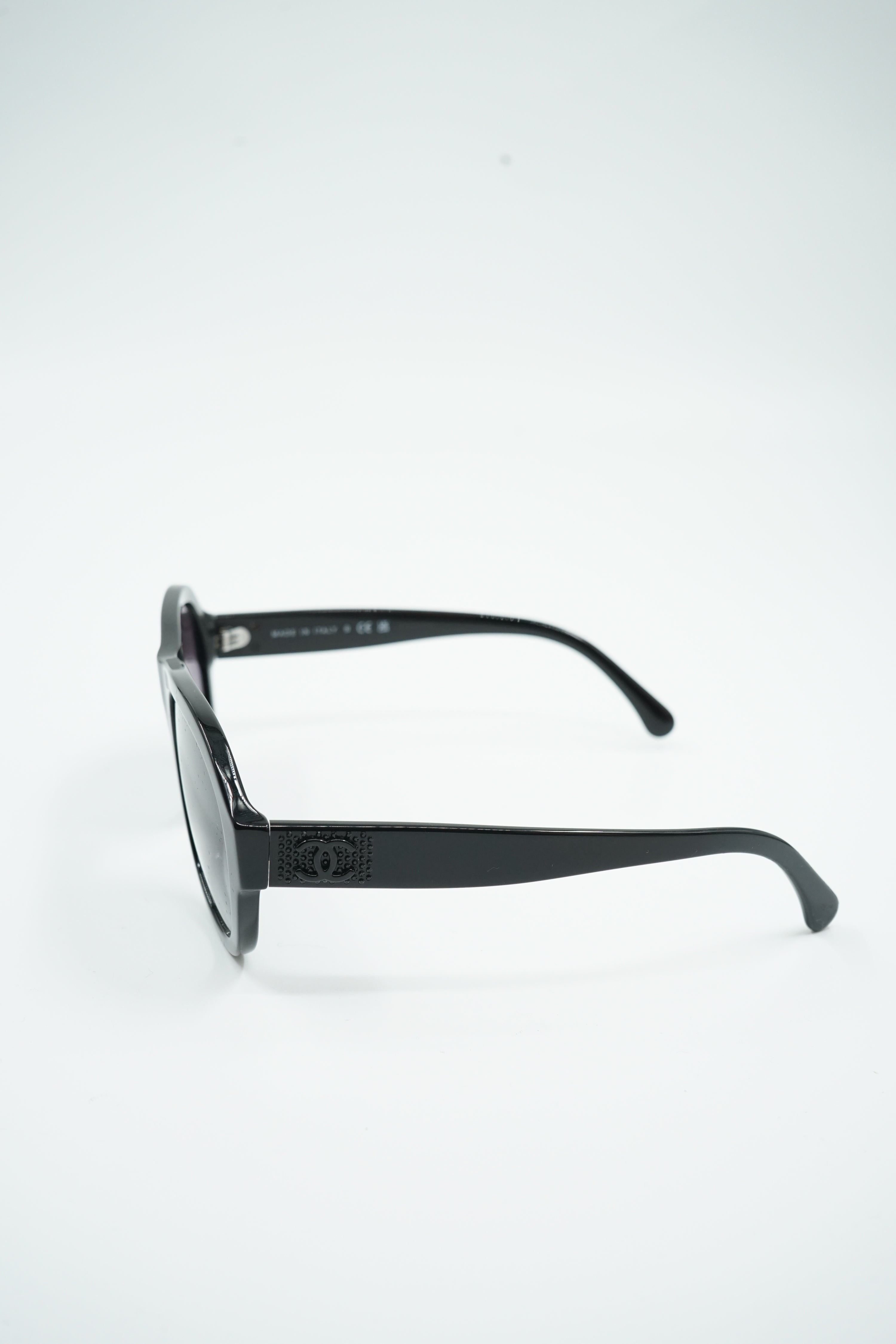 Chanel Logo Pilot Sunglasses SS22 Black