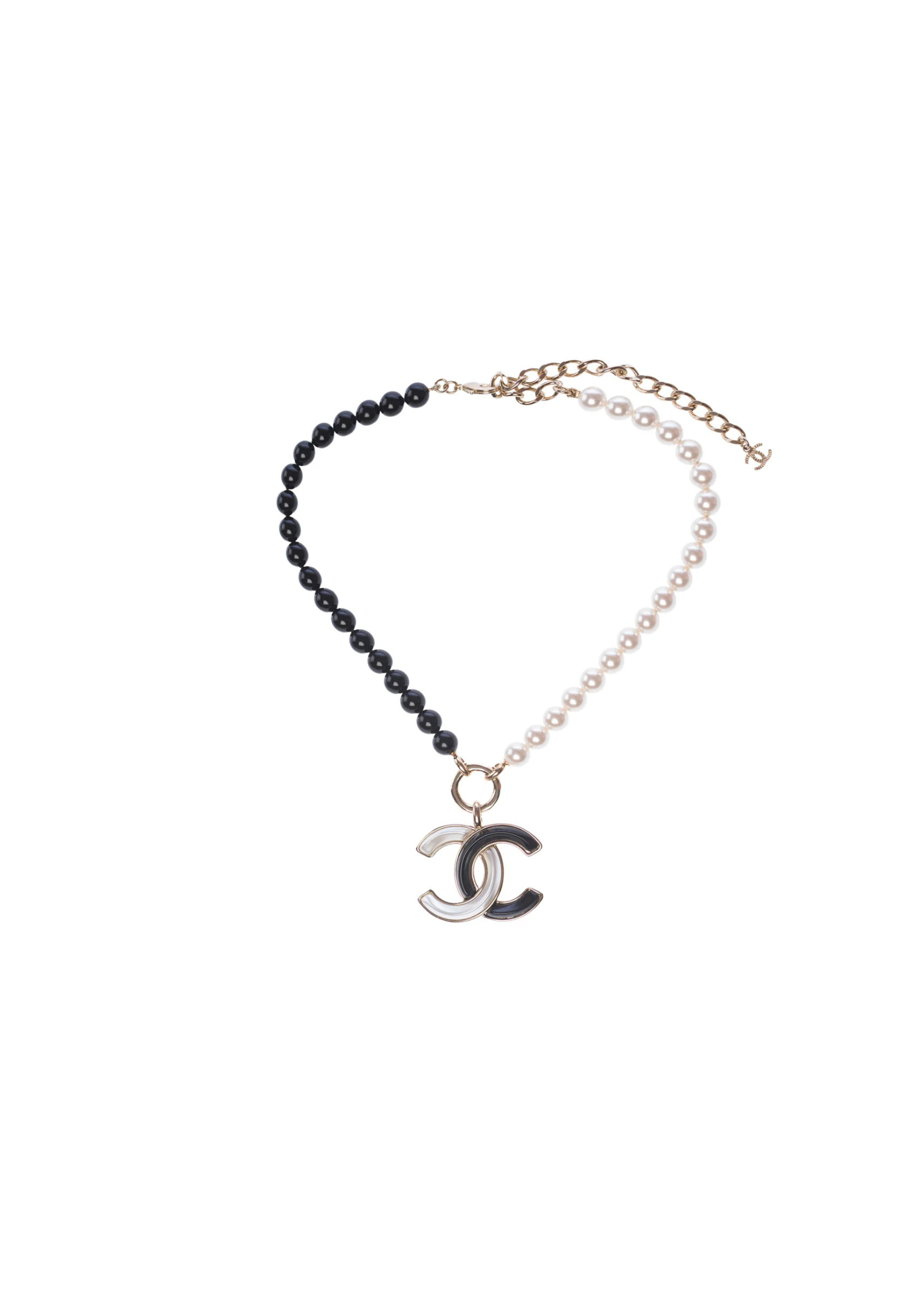 Chanel Pearl Black White Necklace