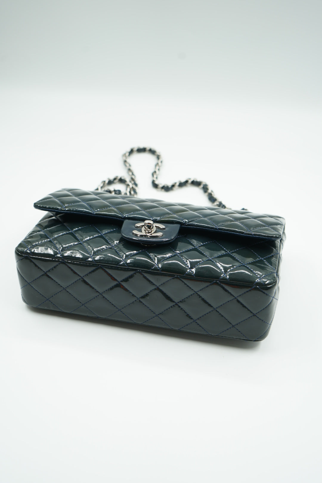 Chanel dark blue double flap bag medium