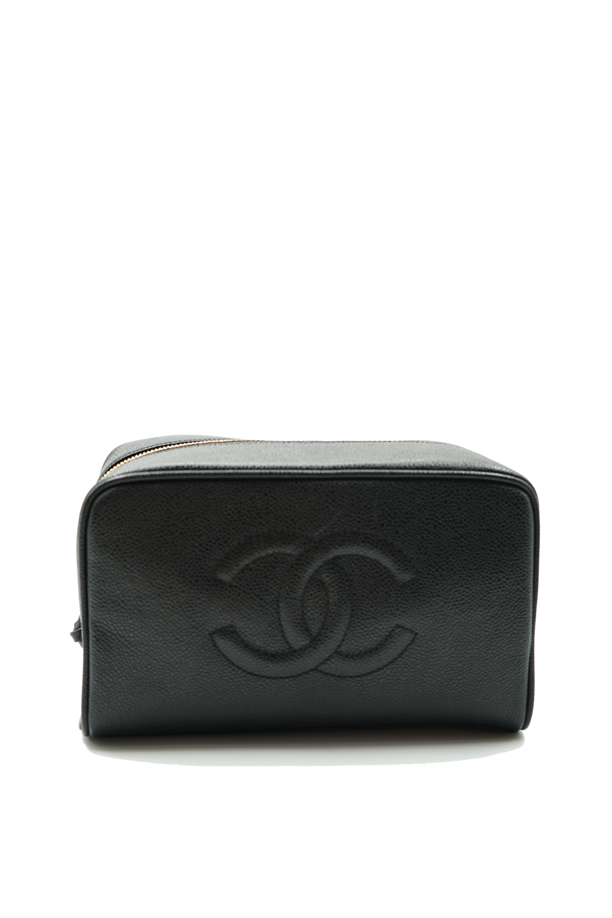 Chanel cosmetic bag in black caviar leather