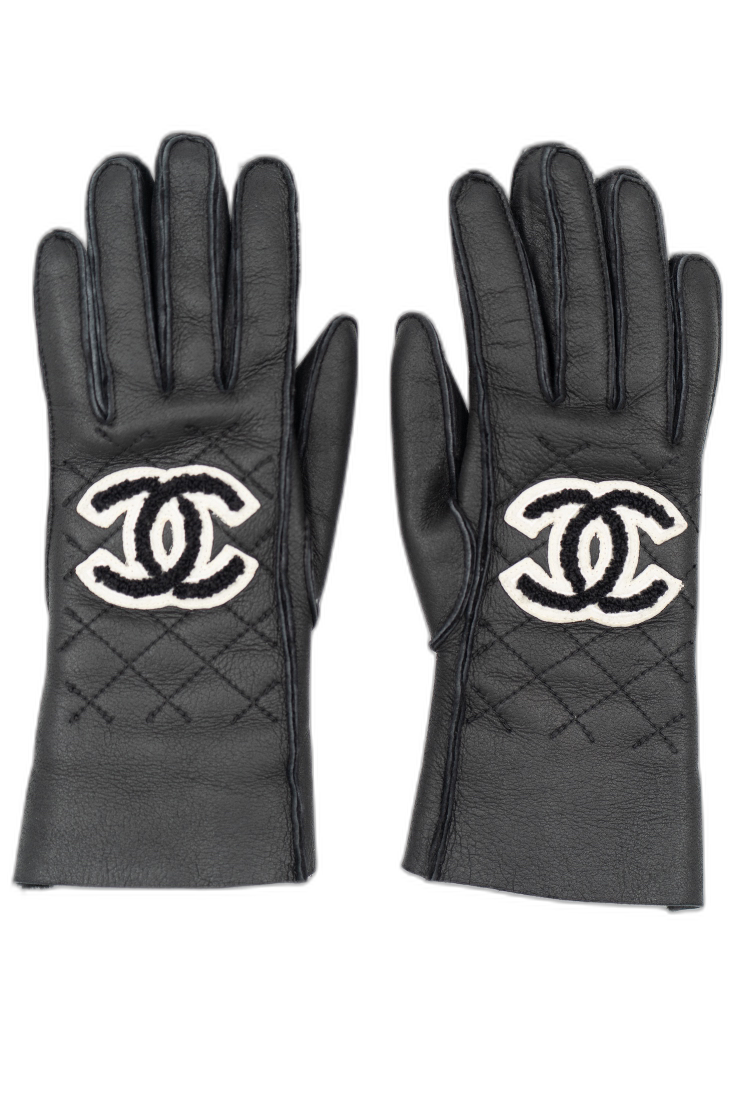 Chanel black CC gloves