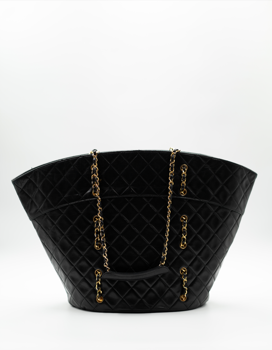 Chanel leather basket bag with chains