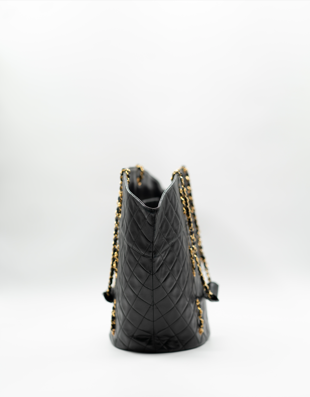 Chanel leather basket bag with chains