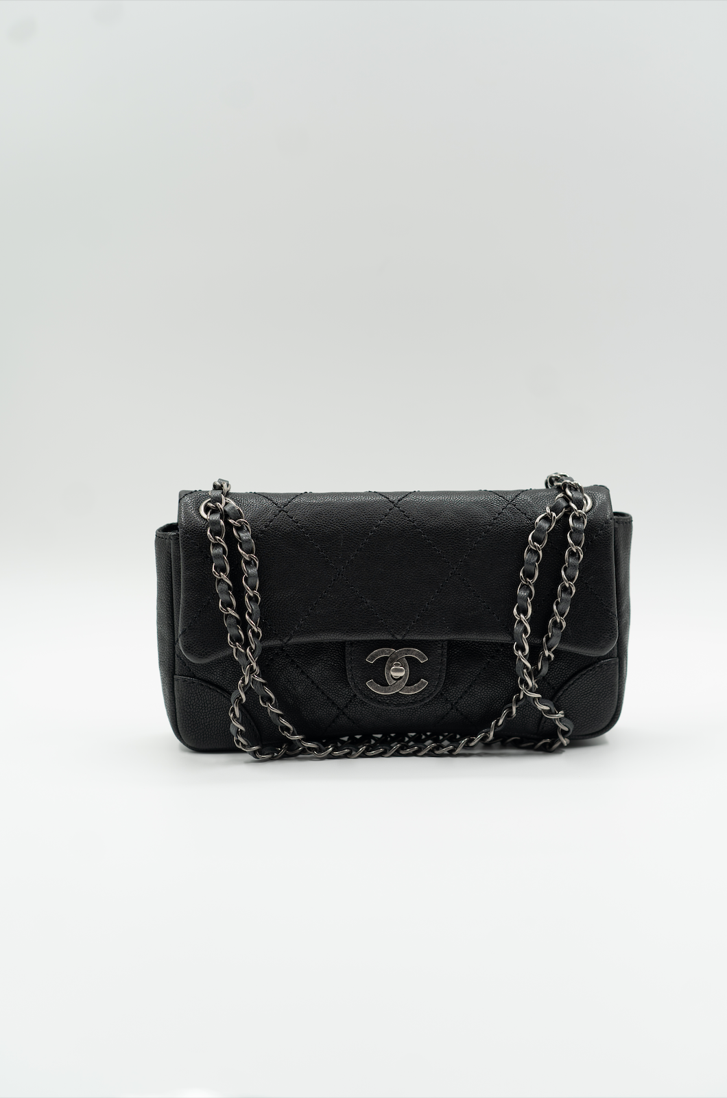 Chanel caviar black single flap bag