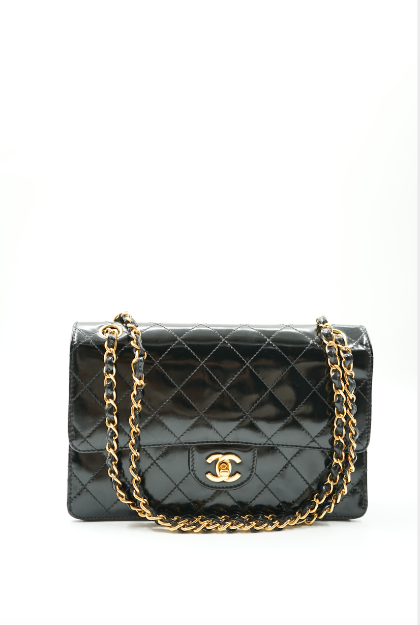 Chanel classic medium single flap bag in patent leather