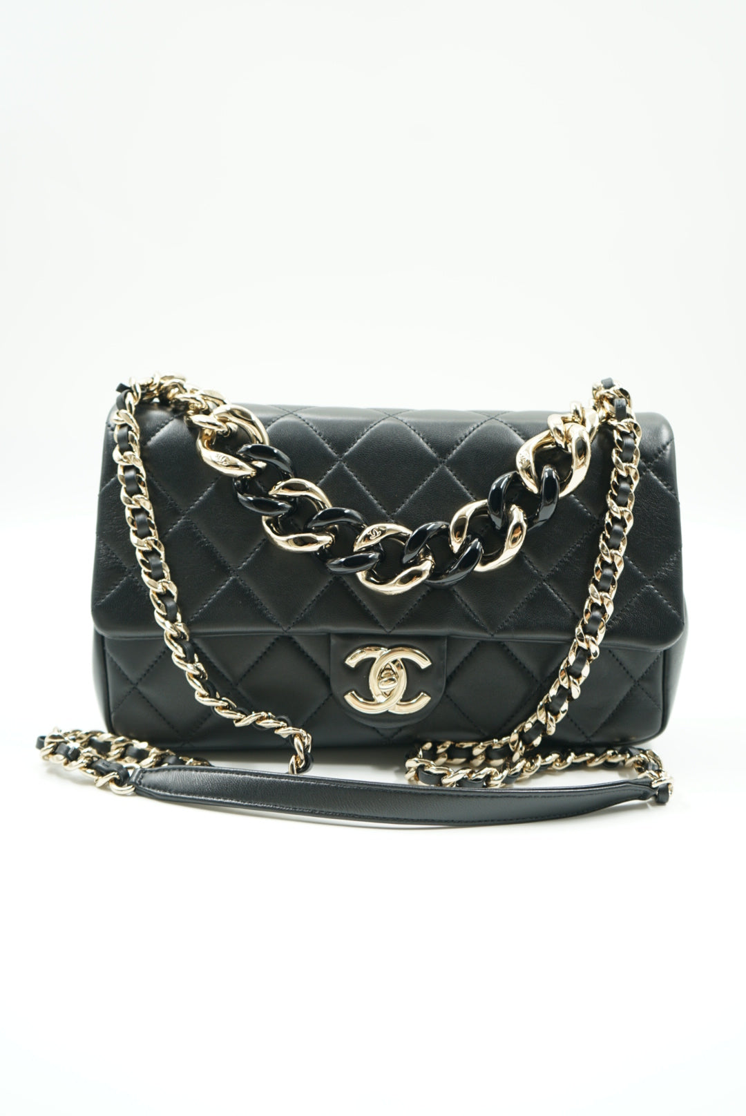 Chanel flap bag with large bi-color chain