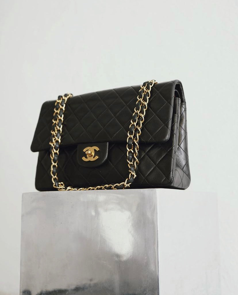 Chanel medium classic double flap bag black